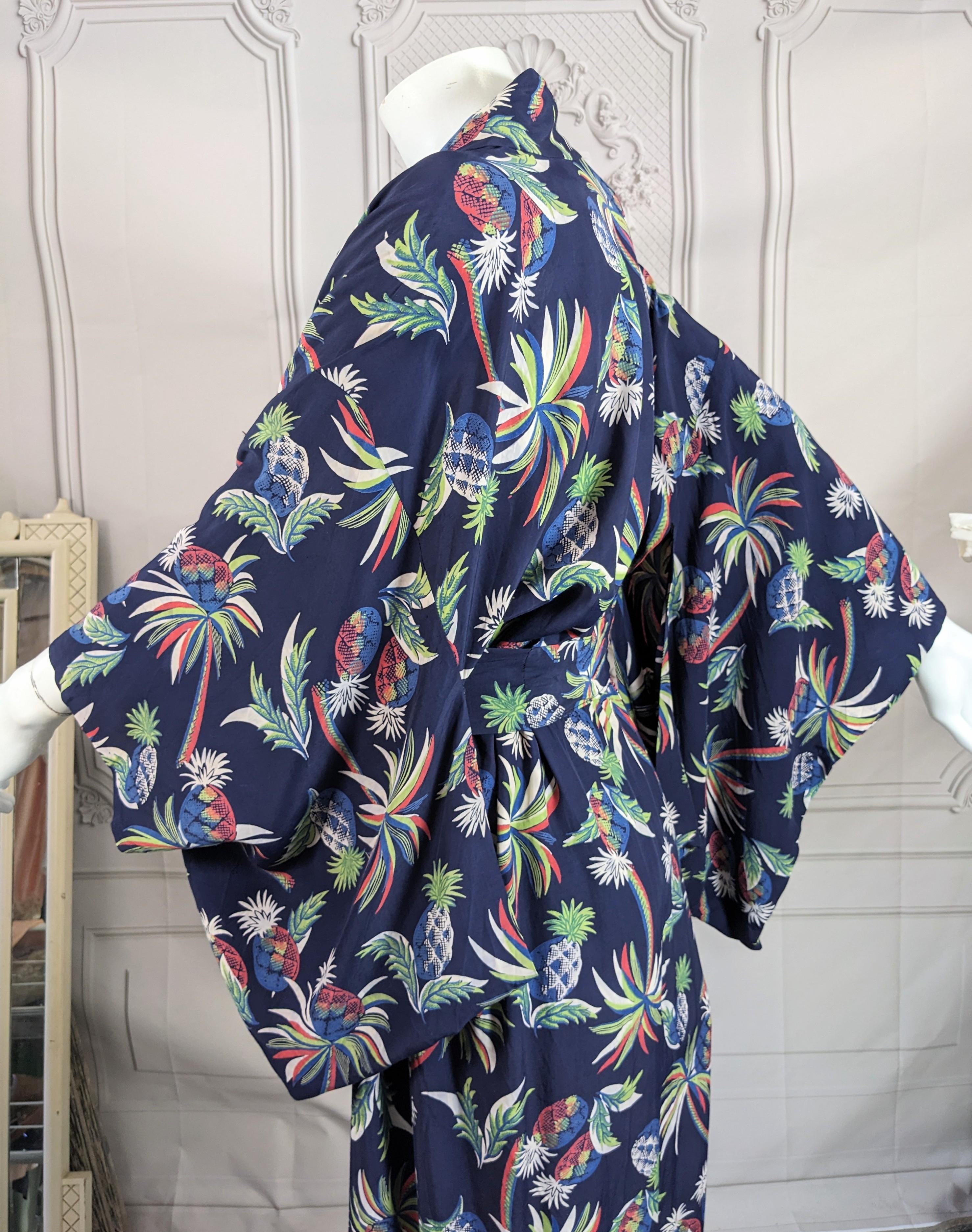 Tropical Rayon Print Kimono, 1940s For Sale 3