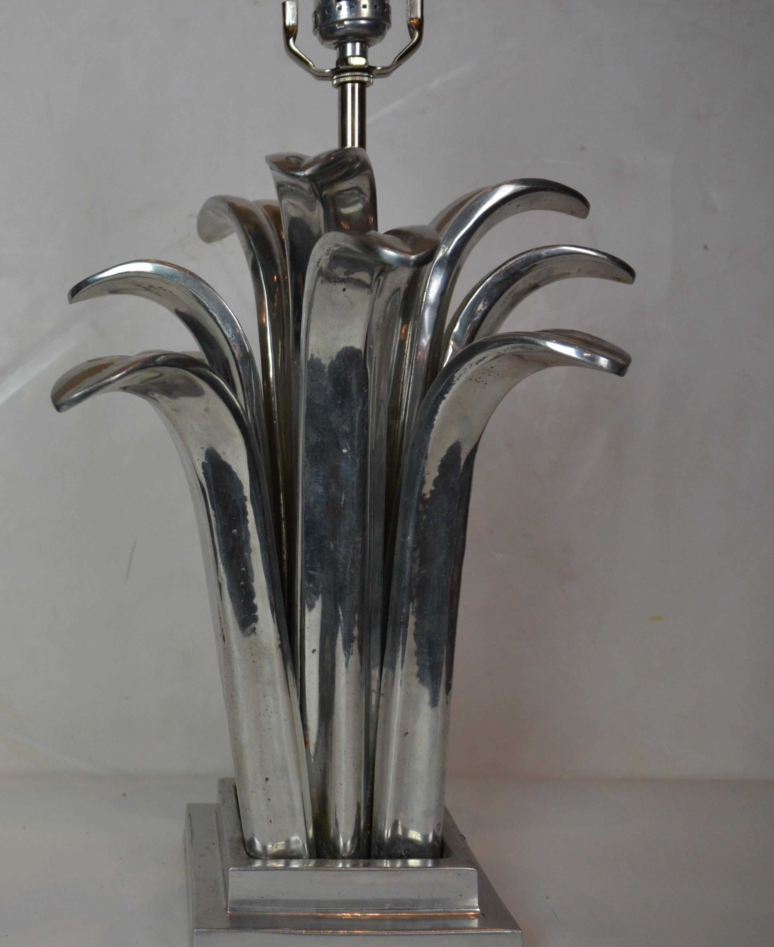 Lámpara de mesa estilo tropical Estadounidense en venta