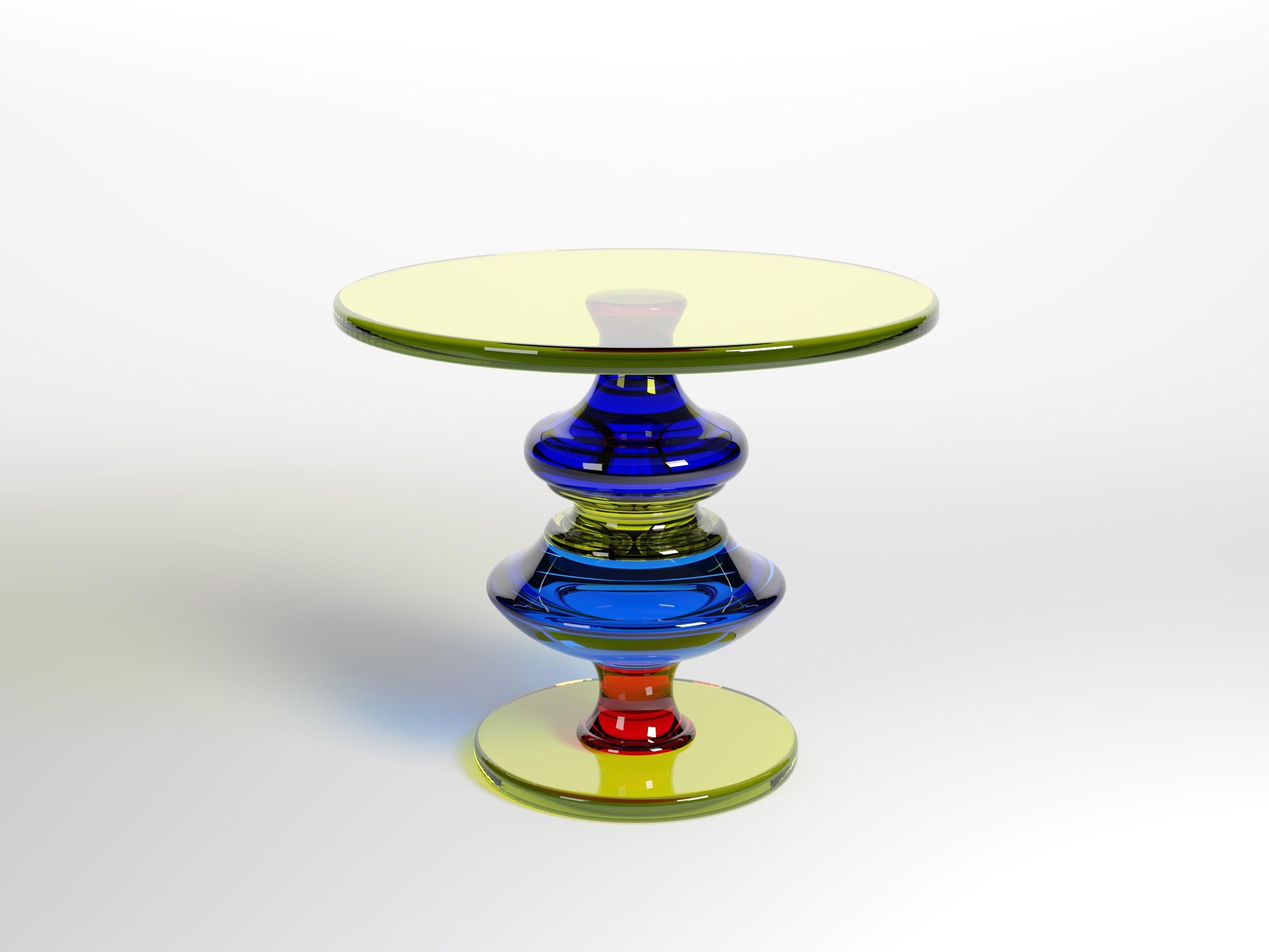 Mesa de centro modelo Trottola 1 diseñada por Studio Superego para Superego Editions. Los colores del plexiglás son personalizables.
 
Biografía
Superego Editions nació en 2006, realizando una actividad constante de investigación en artes