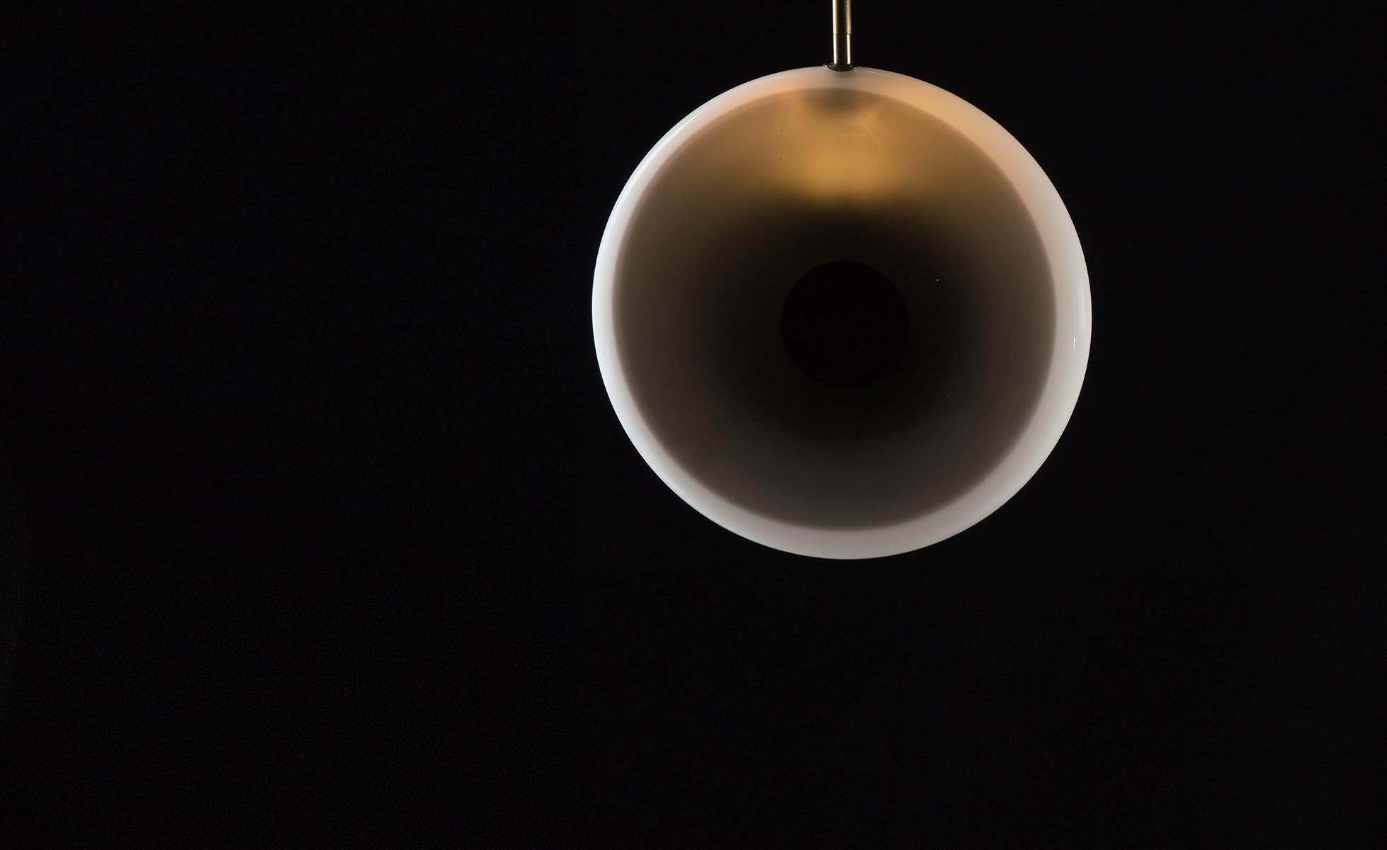 Lampada a sospensione Trou Noir - Atelier George in vendita 1