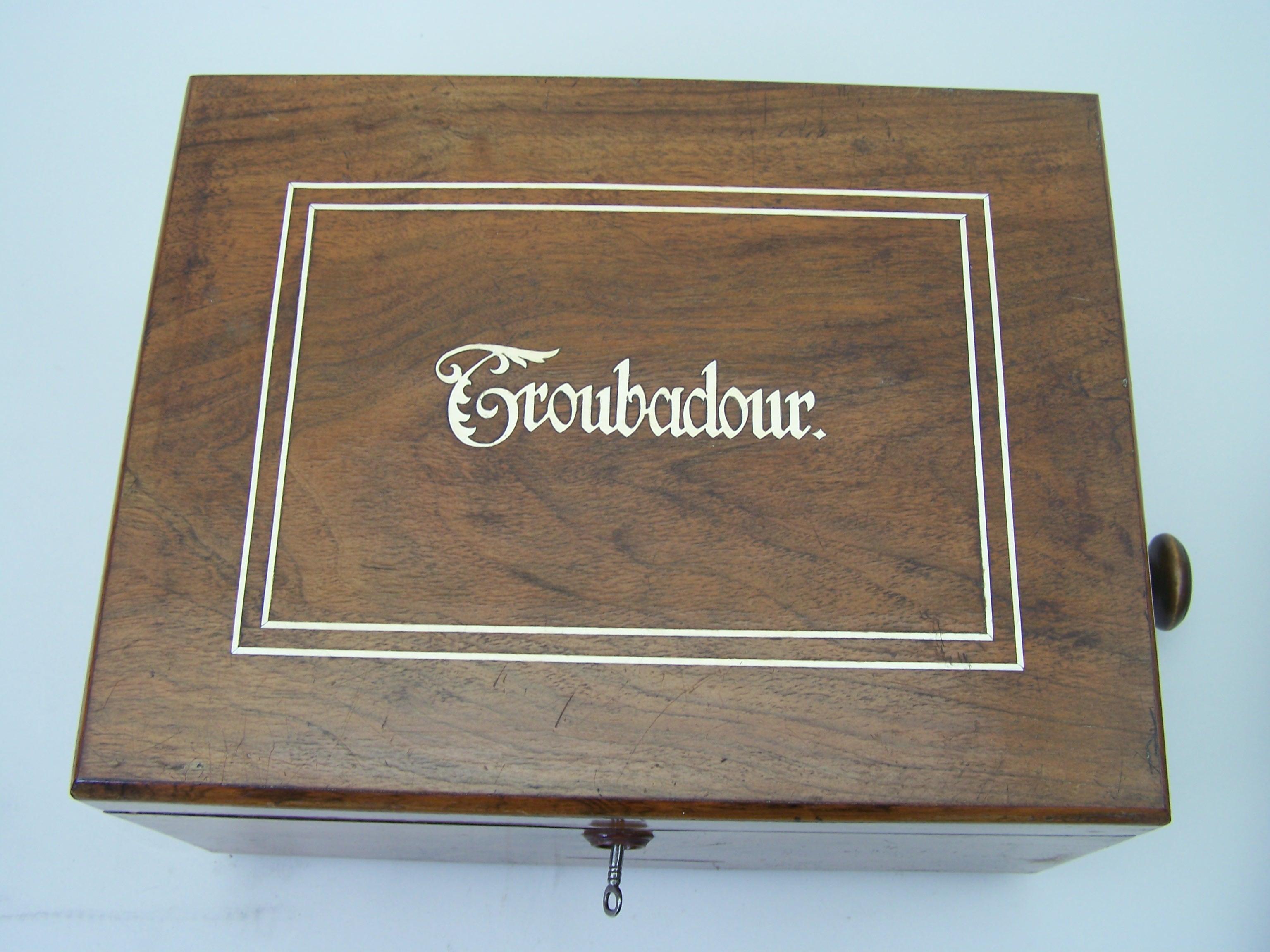 Boîte à disques Troubadour 4