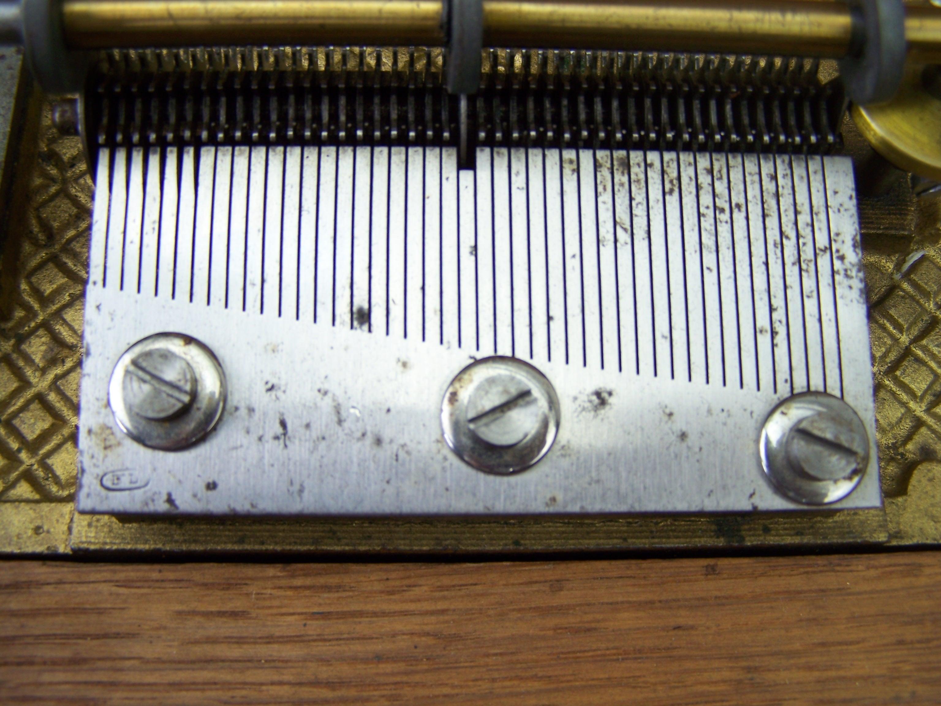 XIXe siècle Boîte à disques Troubadour