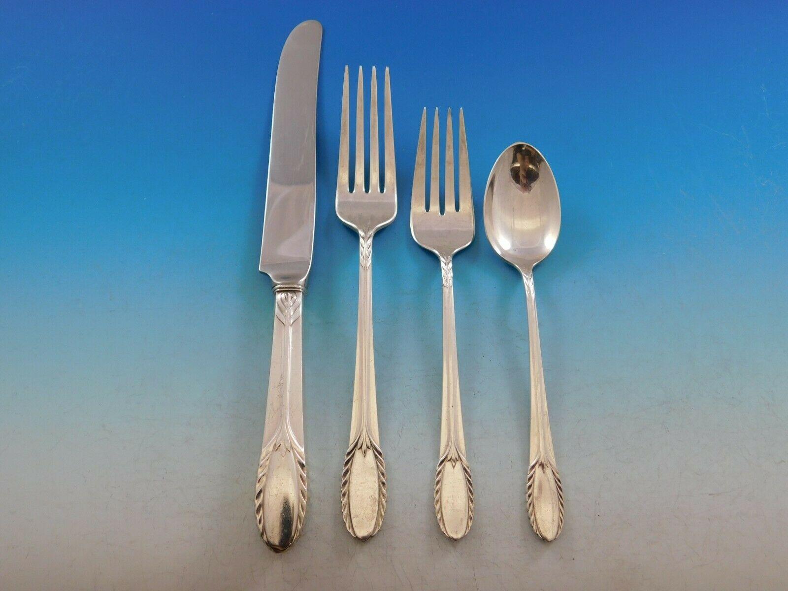 Trousseau by International Sterling Silver Flatware Set for 8 Service 45 Pieces In Excellent Condition For Sale In Big Bend, WI