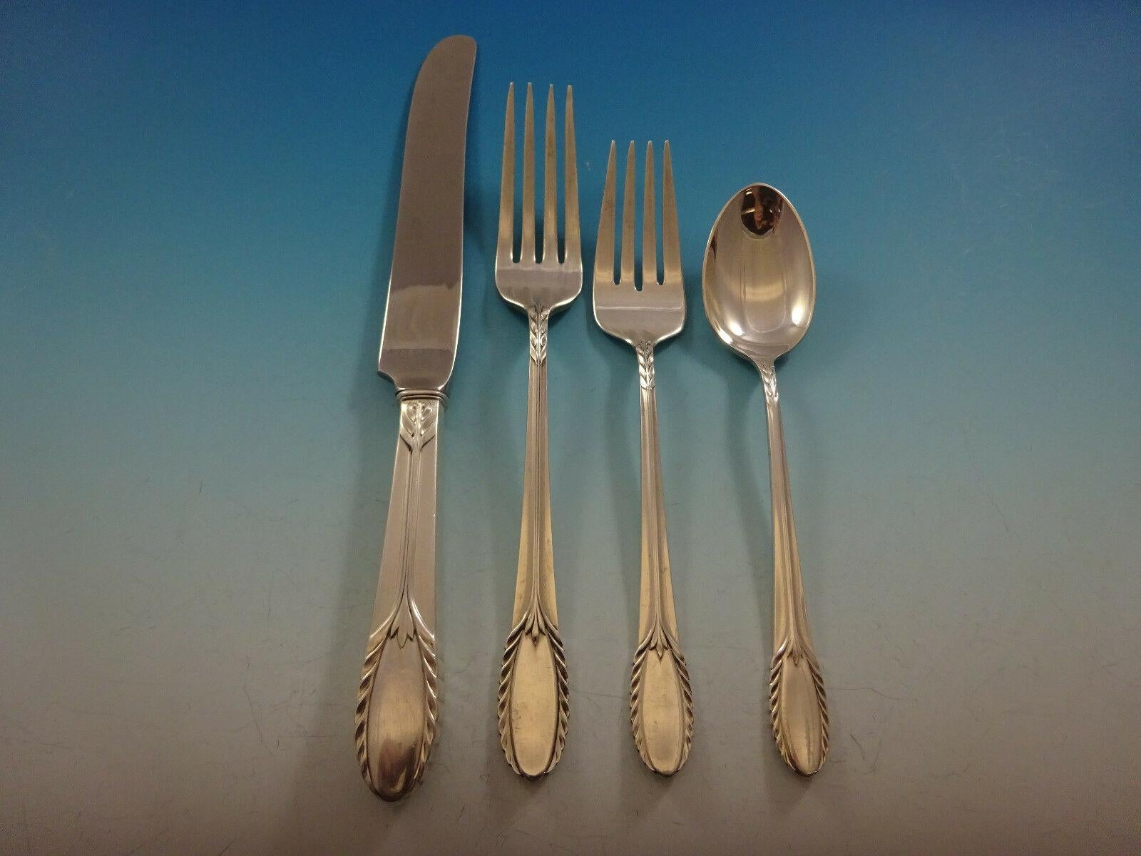 Trousseau by International Sterling Silver Flatware Set Service 36 Pieces In Excellent Condition For Sale In Big Bend, WI