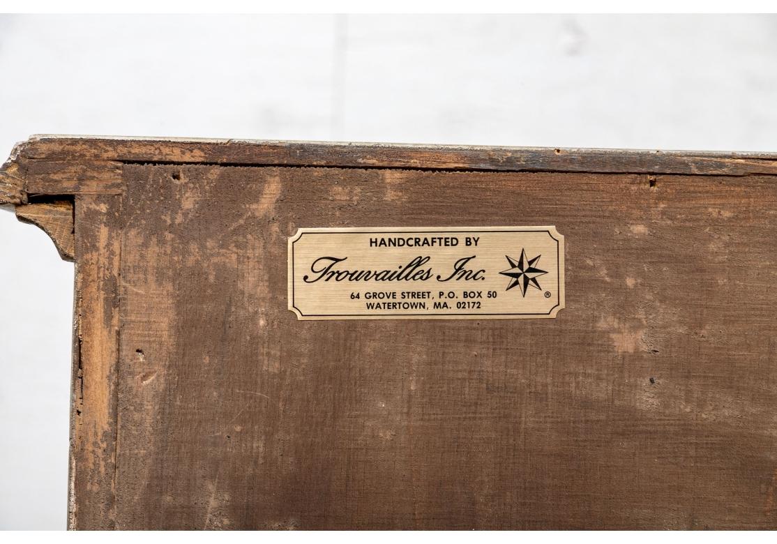 Trouvailles Italienischer Provinzialstil Gemalte Kredenz im Angebot 3