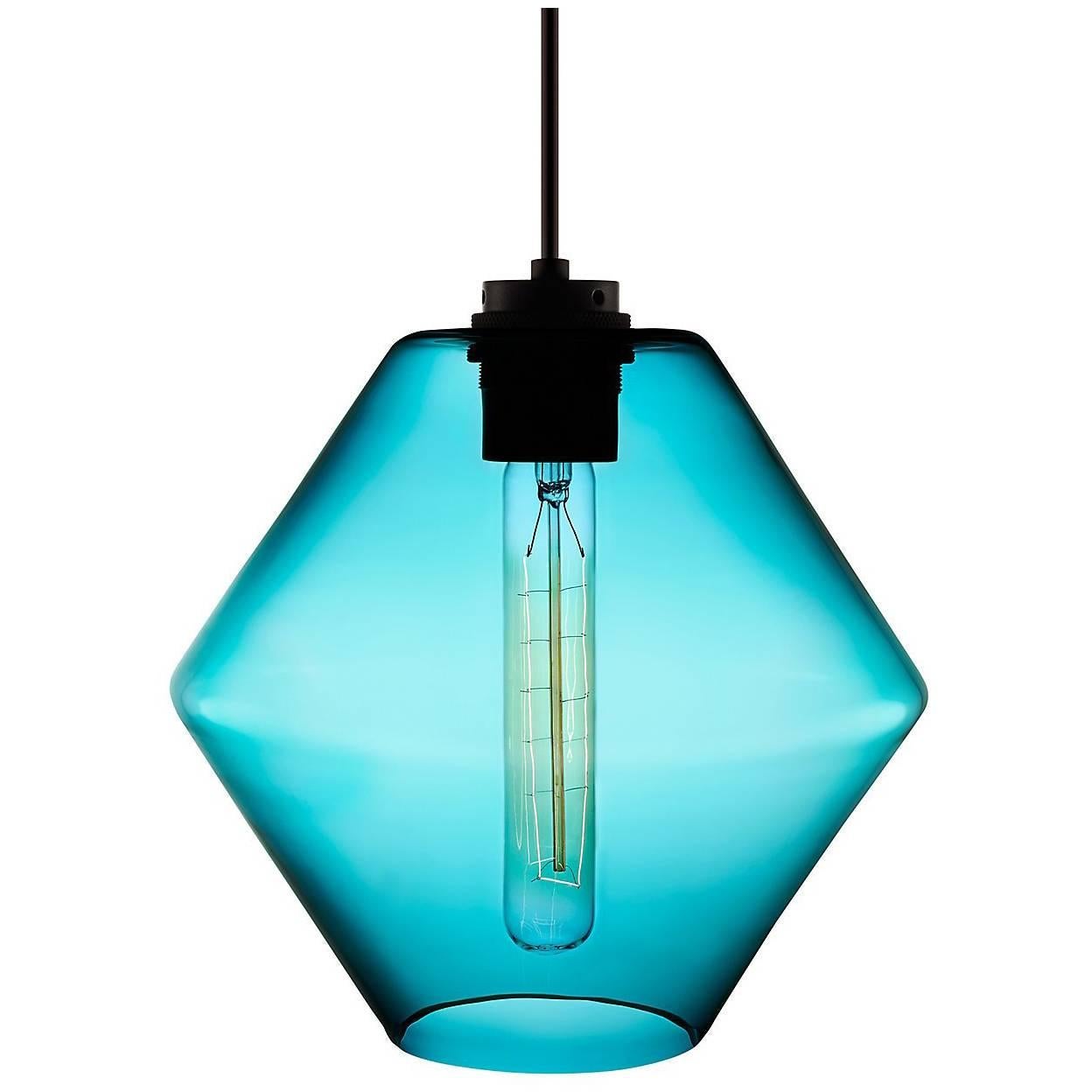 Lampe à suspension en verre moderne soufflé à la main Trove Condesa, fabriquée aux États-Unis