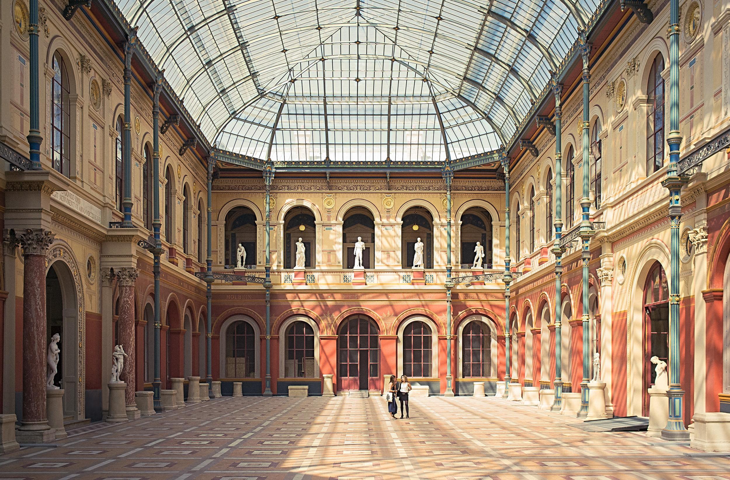 Palazzo delle Belle Arti - Photograph di Troy House