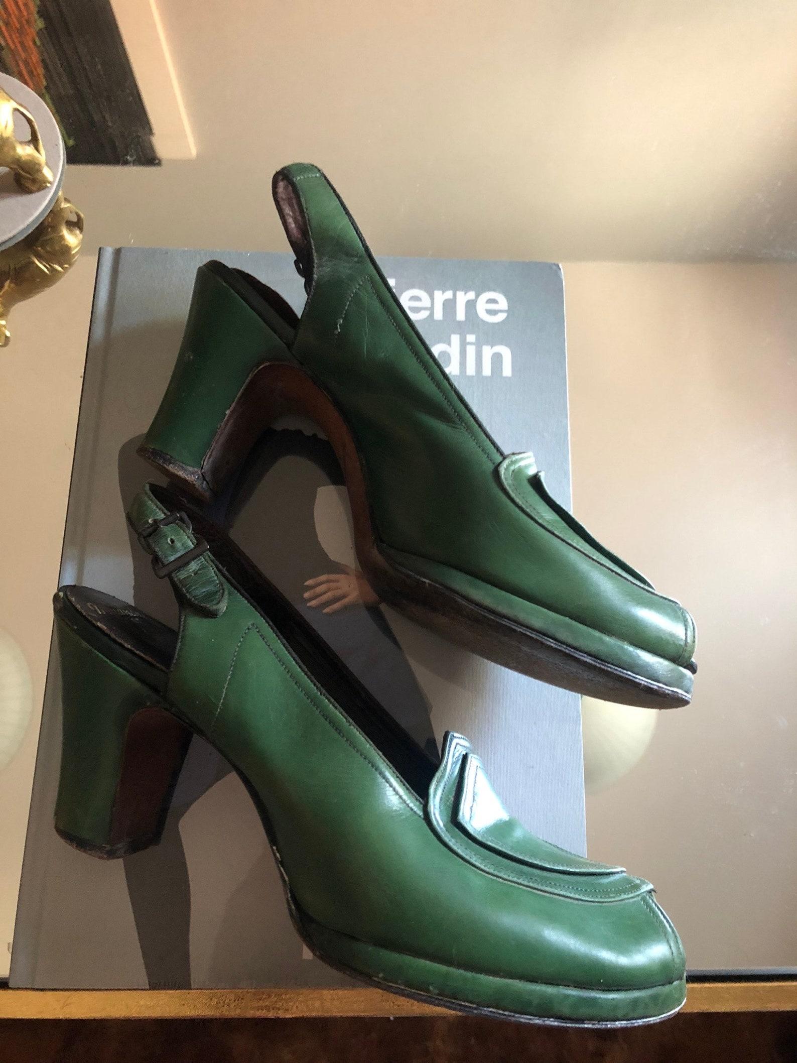 Troylings Grüne Leder-Pumps mit Peep Toe, ca. 1940er Jahre (Schwarz) im Angebot