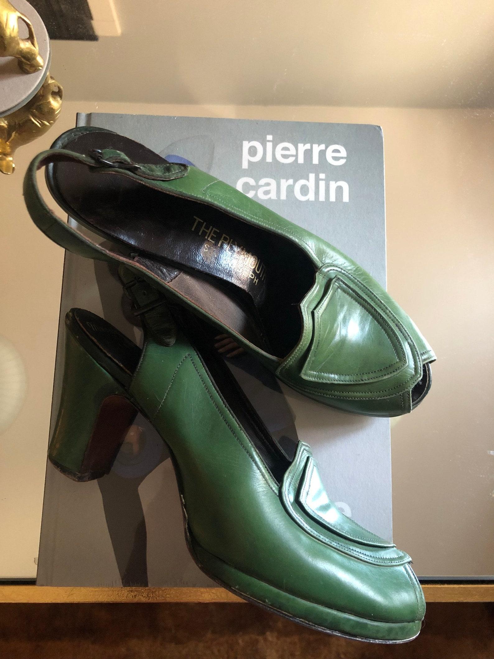 Troylings Grüne Leder-Pumps mit Peep Toe, ca. 1940er Jahre im Angebot 1