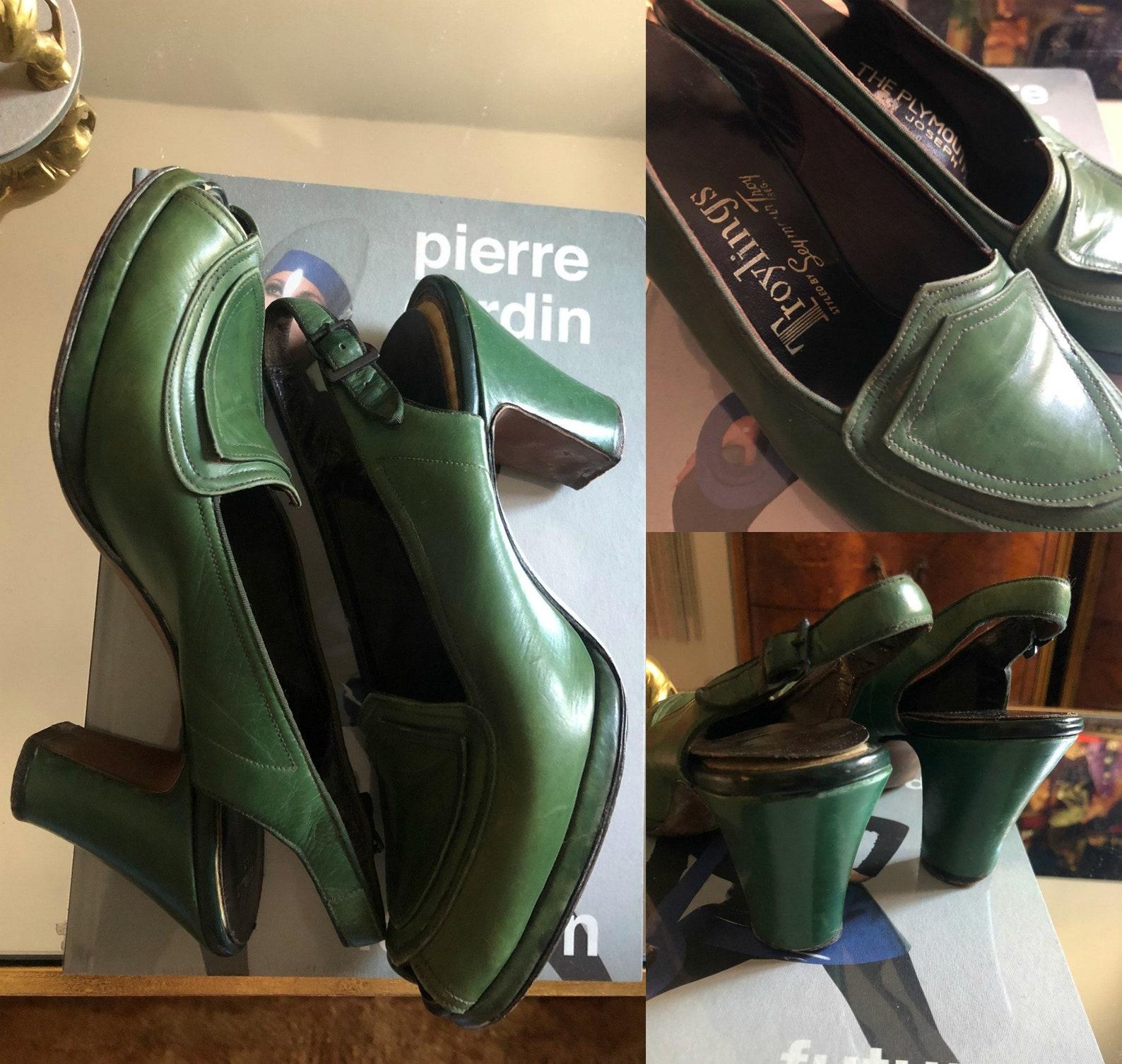 Troylings Grüne Leder-Pumps mit Peep Toe, ca. 1940er Jahre im Angebot 3