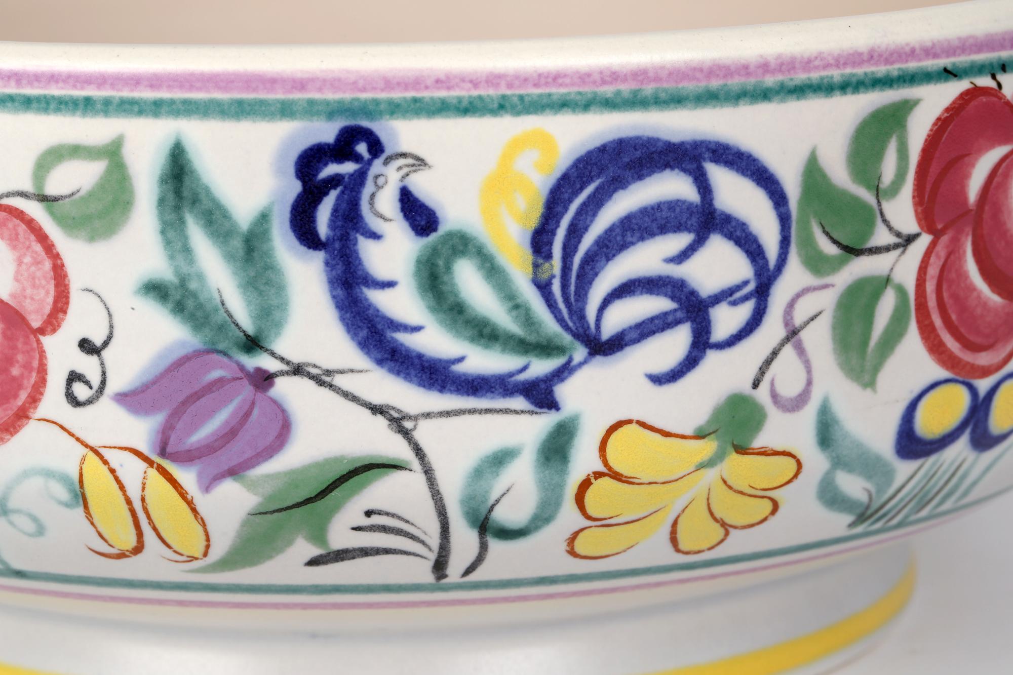 Truda Carter Poole Pottery Blauer Hahn Muster handgemalte Schale (Handbemalt) im Angebot
