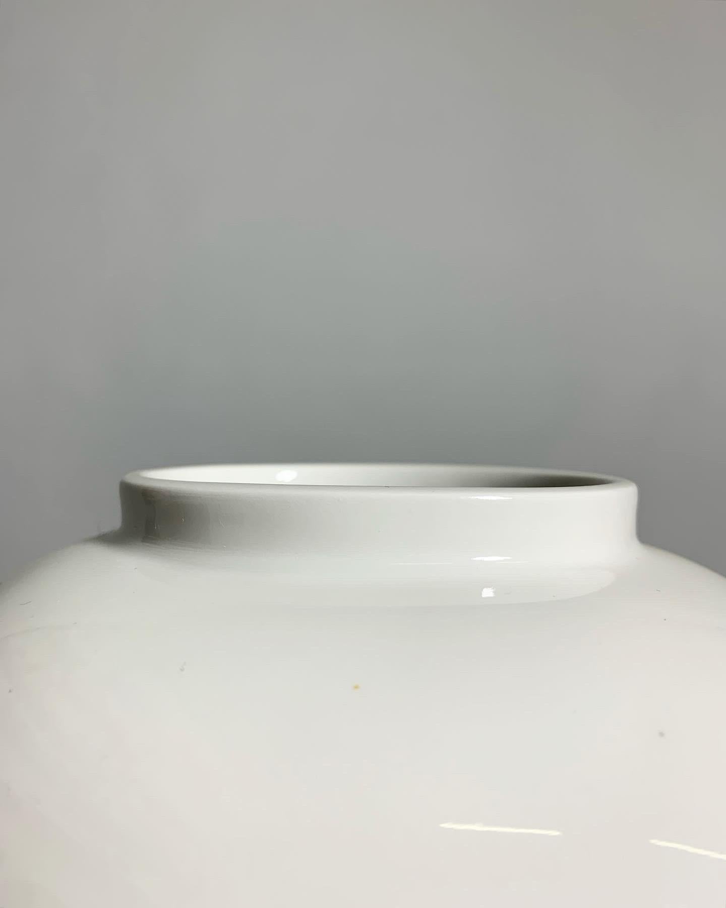 Trude Petri Heart Shaped Porcelain Vase KPM Berlin 1930s Bauhaus Design 3