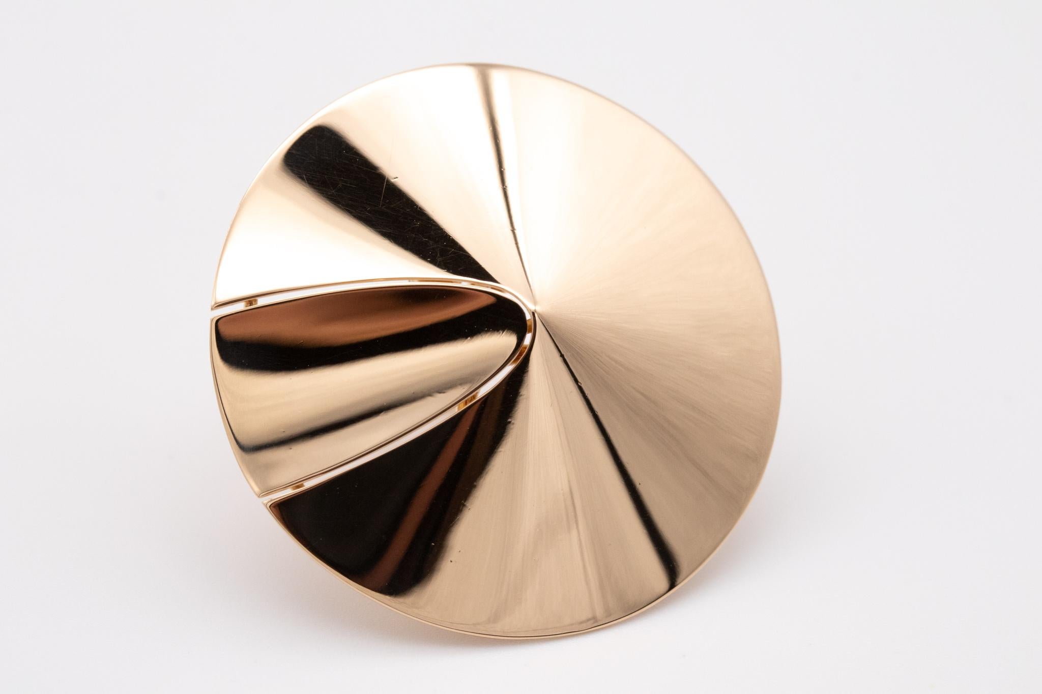 Trudel par Kurt Aepli Clips d'oreilles géométriques suisses en or poli 18 carats, 1970 Pour femmes en vente
