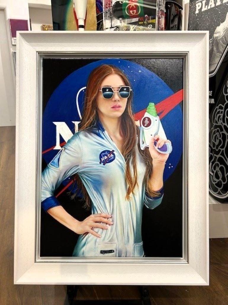 Opera d'arte originale, olio su tela.

Le sue opere figurative realistiche ritraggono le forme femminili e sono caratterizzate da un uso limitato del colore. Good apprezza in particolare la giustapposizione di 