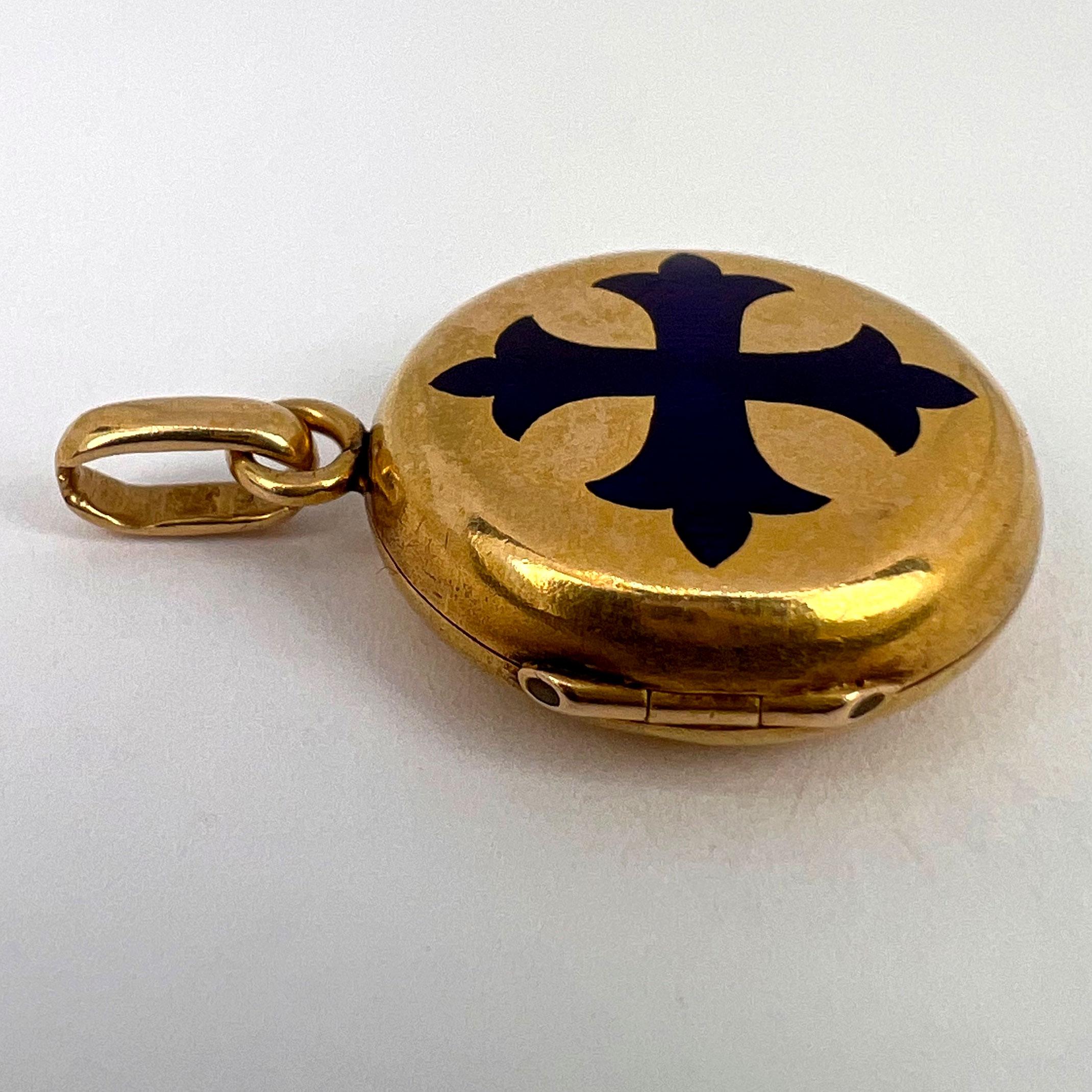 True Cross Reliquary 18k Yellow Gold Enamel Locket Pendant For Sale 14