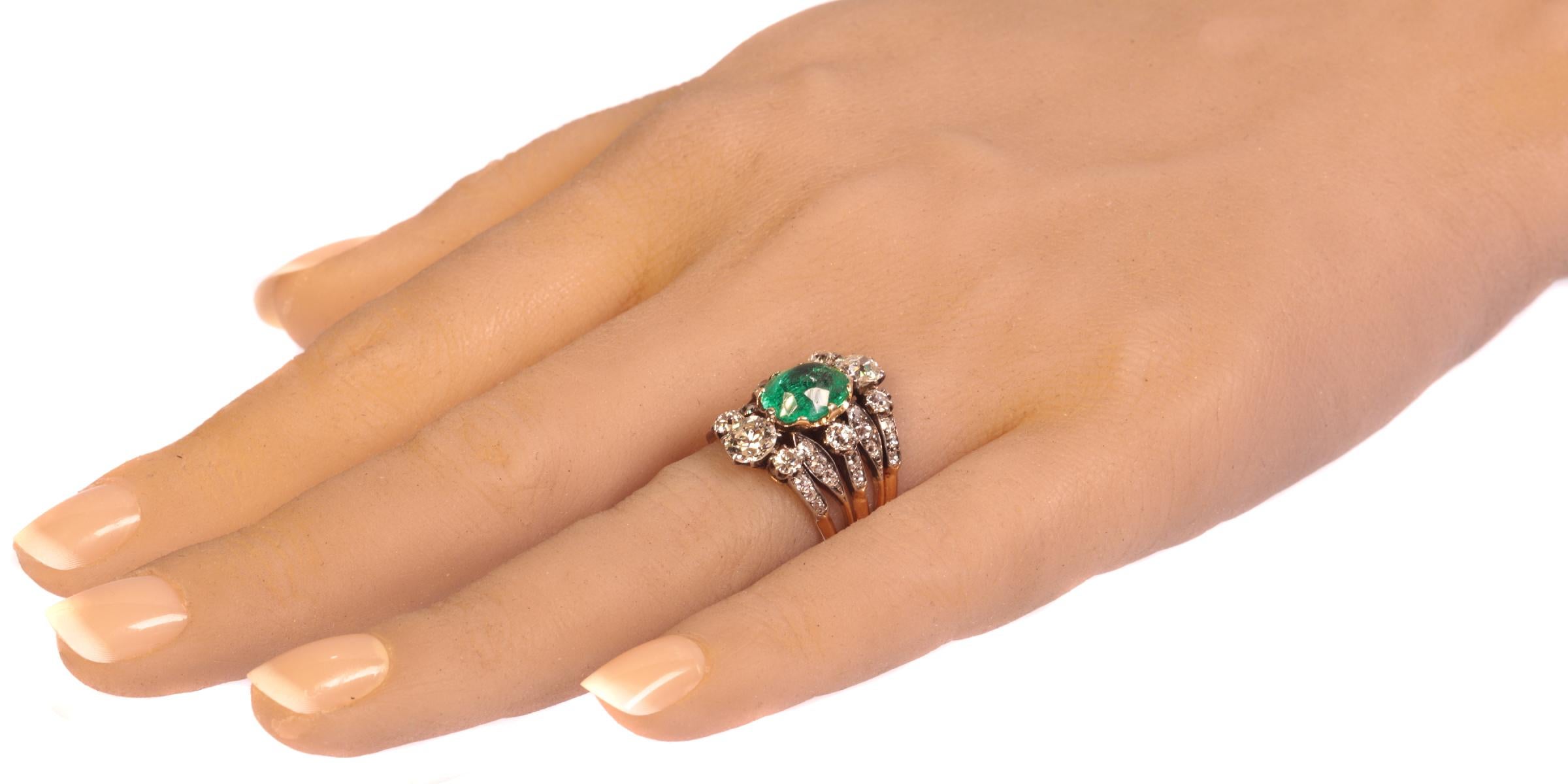 True Eyecatcher Victorian Antique Ring with a 3.50 Carat Ovalcut Emerald 10