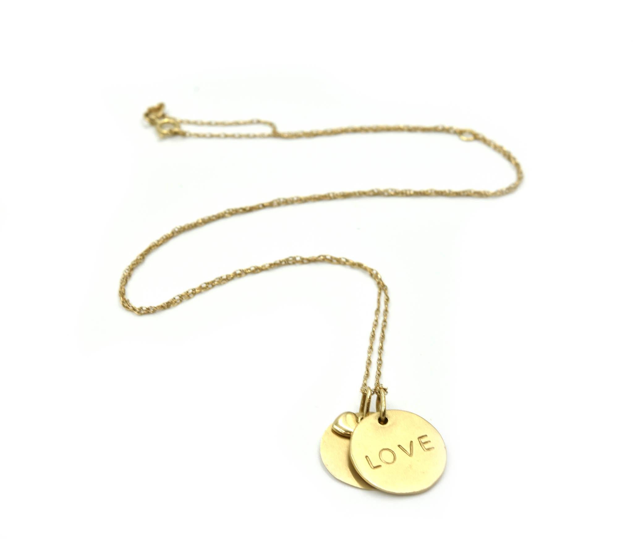 “True Love” Pendant Necklace In Excellent Condition In Scottsdale, AZ