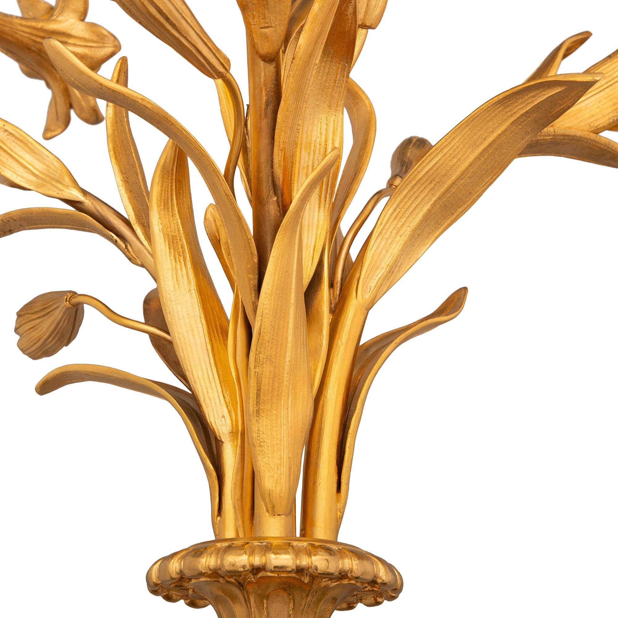 vera coppia di candelabri continentali del XIX secolo in granito, ormolu e bronzo in vendita 2