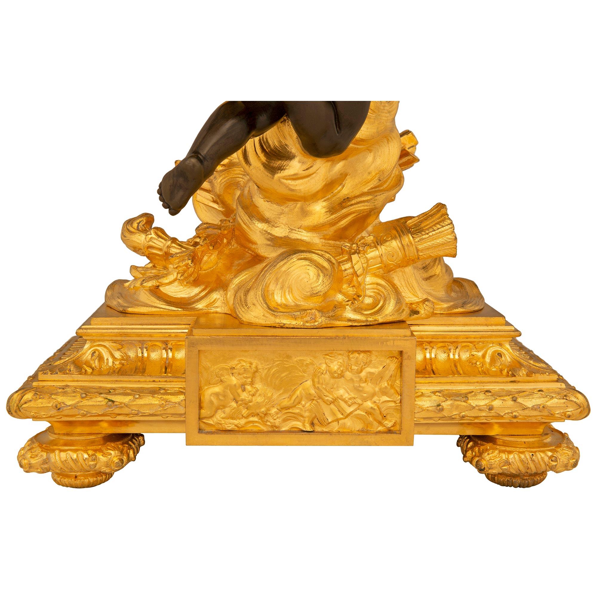 Vera coppia di lampade a candelabro francesi del XIX secolo, periodo Belle Époque, in ormolu in vendita 3