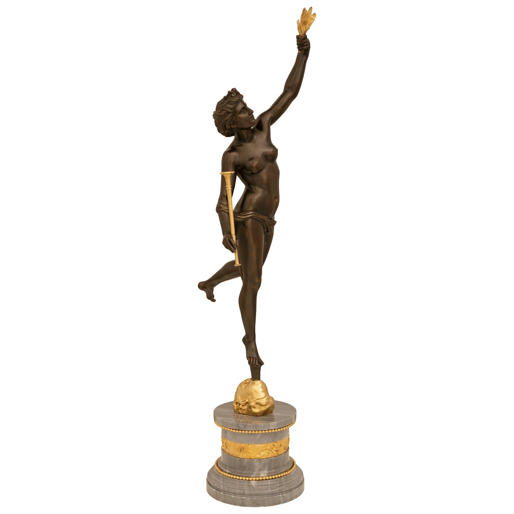 Francese vera coppia di statue francesi del XIX secolo in bronzo, ormolu e marmo di epoca Luigi XVI in vendita