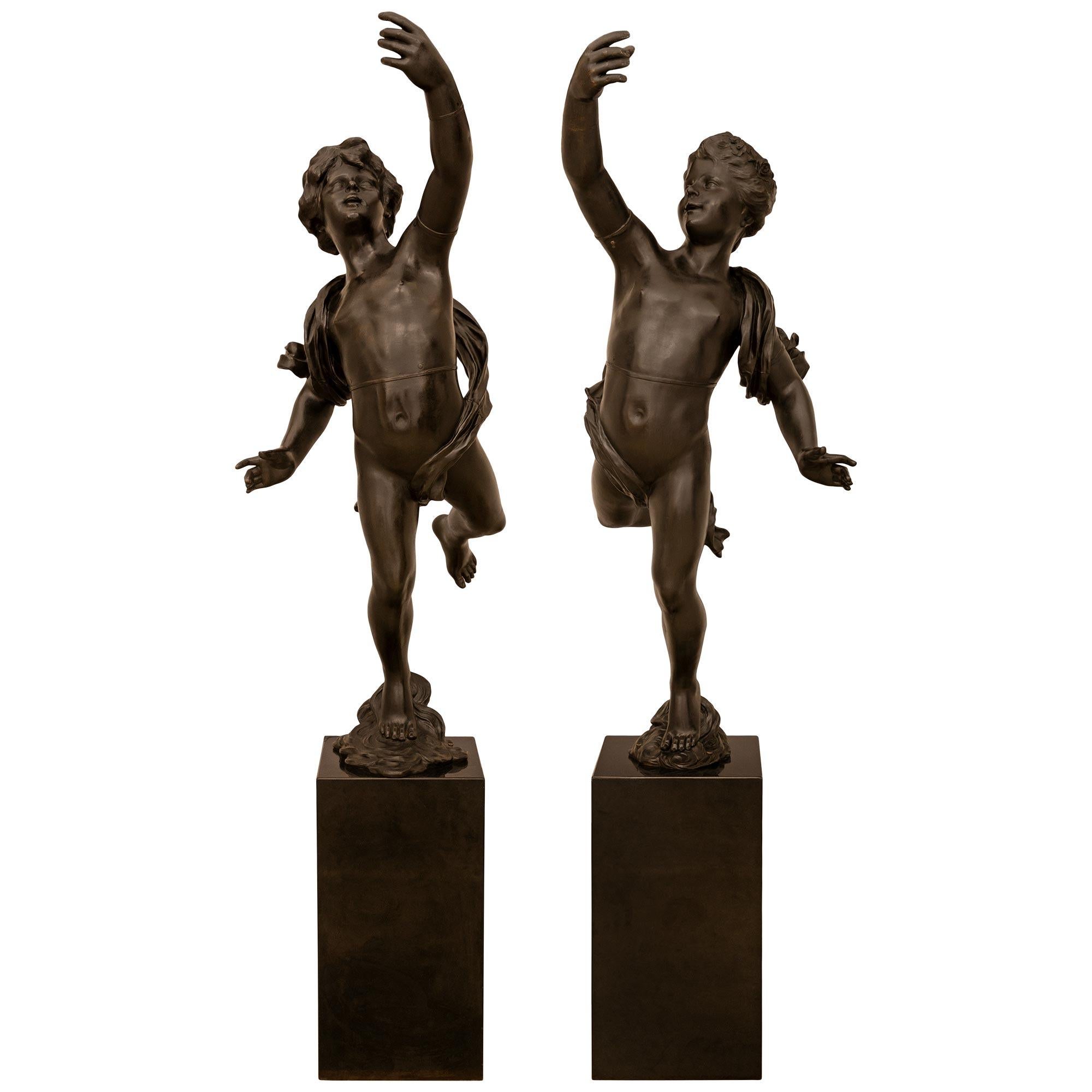 True Pair Of French 19th Century Neo-Classical St. Patinated Bronze Statues For Sale 7