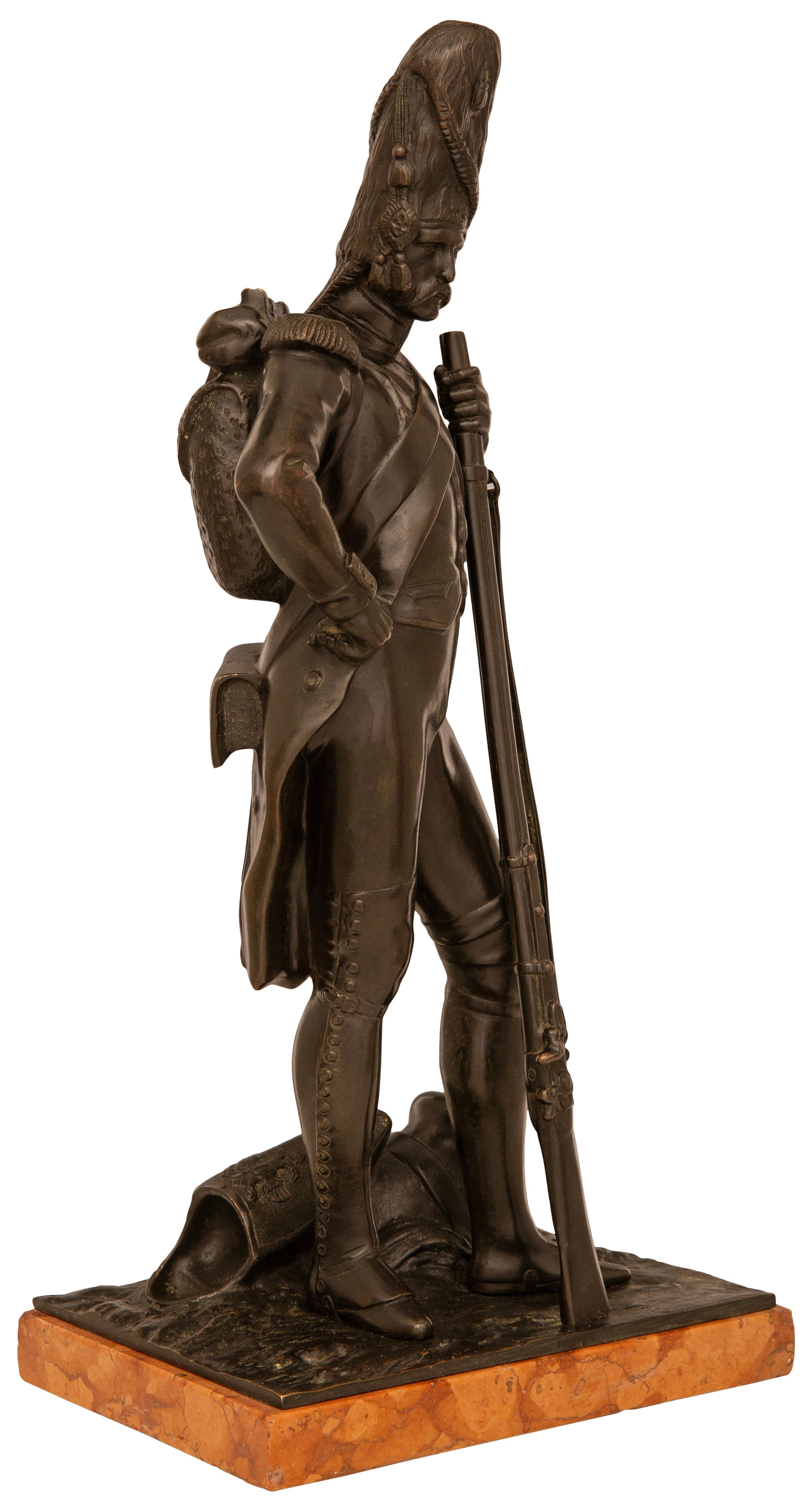 true pair of French 19th century patinated Bronze marble statues of Grenadier For Sale 2
