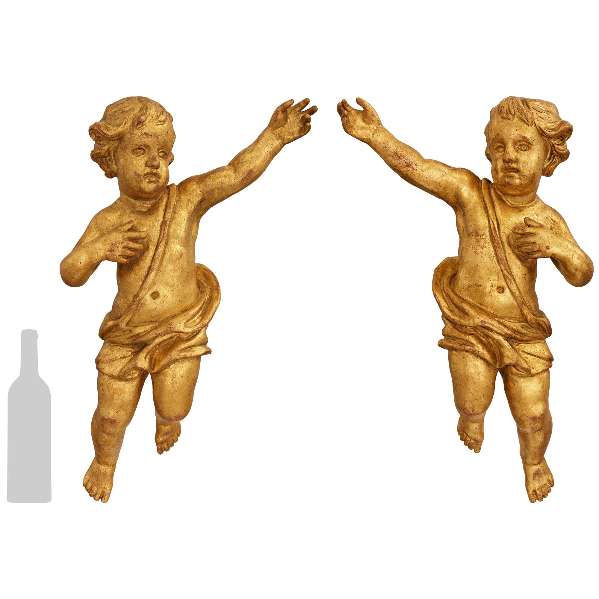 true pair of Italian 18th century Baroque st. Giltwood wall decor In Good Condition For Sale In West Palm Beach, FL