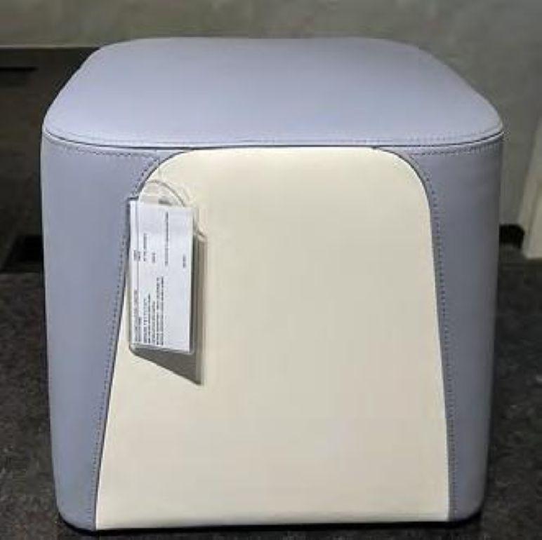 Truffle Ottoman In Good Condition For Sale In Chicago, IL