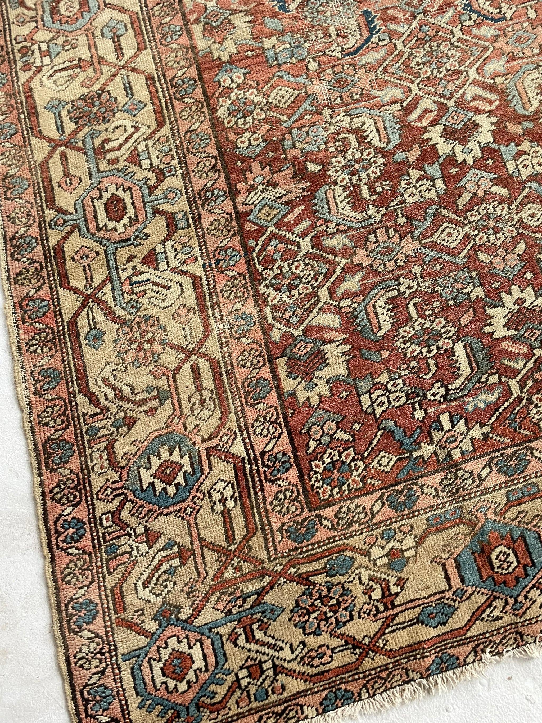 Truly Amazing Antique Rug with Iconic Design, circa 1920's In Good Condition For Sale In Milwaukee, WI