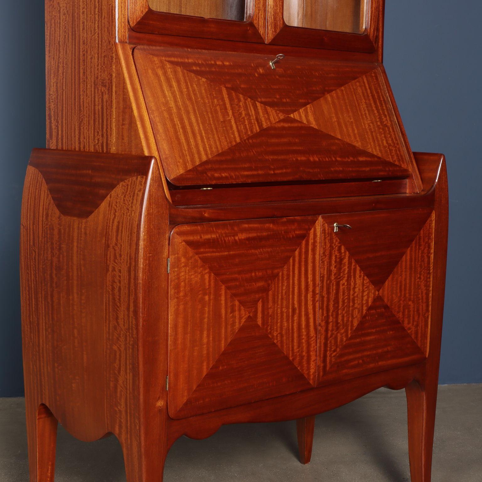 Trumeau 1950s Italian manufacture restored For Sale 1
