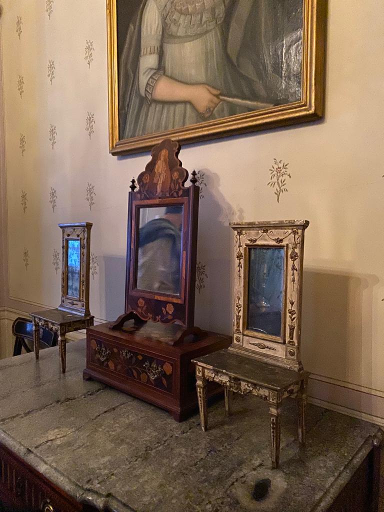 Trumeau, console en bois peint en blanc et or de la reine Mary I en vente 6