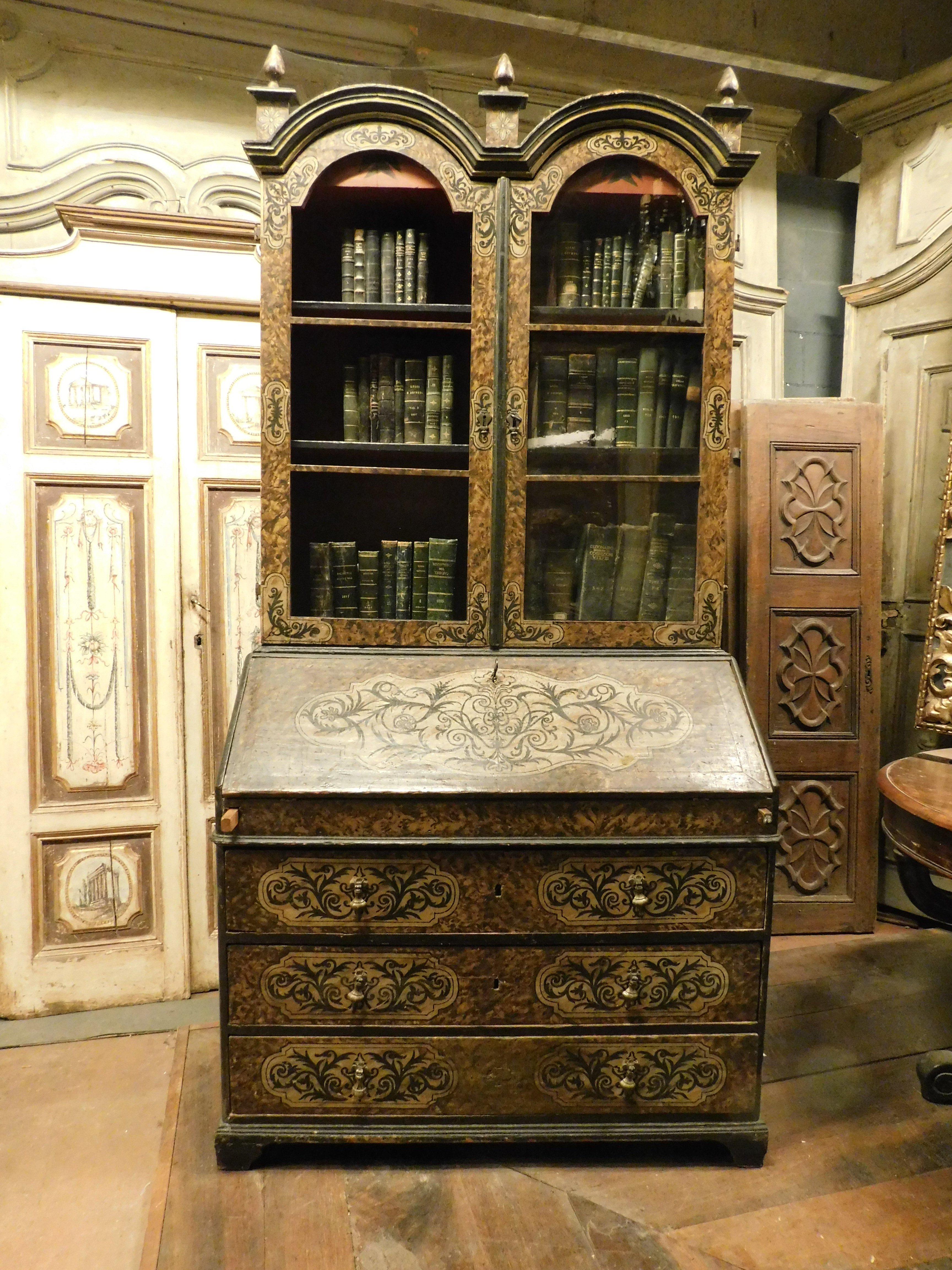 Trumeau, doble cuerpo de madera lacada y ricamente pintada, Sicilia Italia Italiano