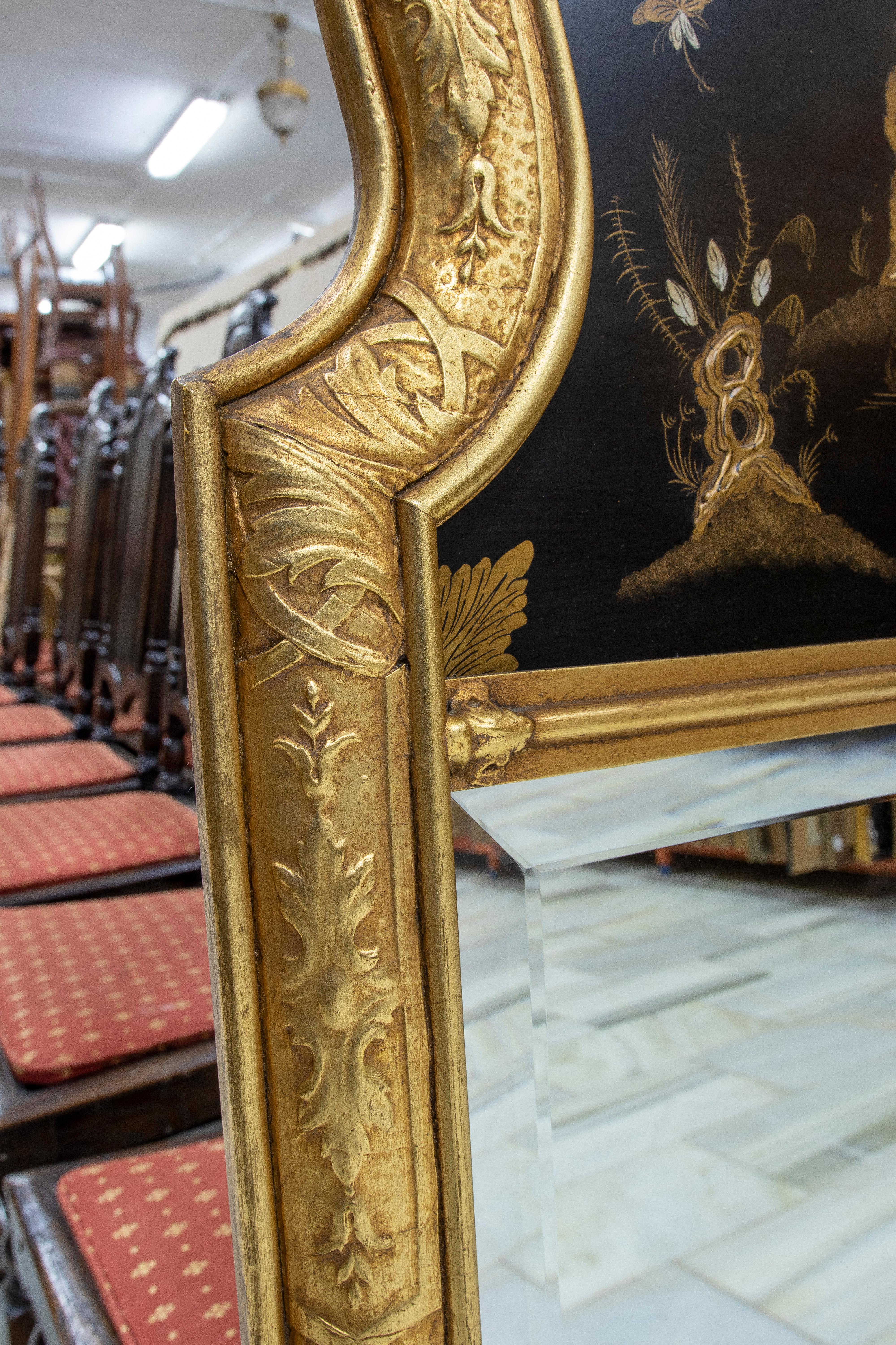 Trumeau Gilded Wall Mirror with Hand-Painted Scenes In Good Condition For Sale In Marbella, ES