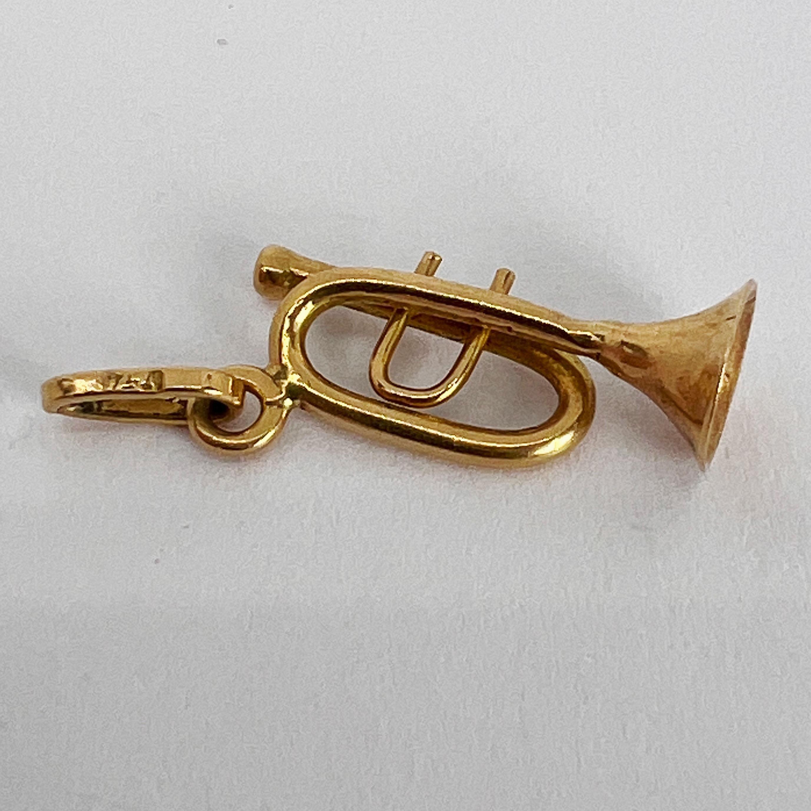 Trumpet 18K Yellow Gold Charm Pendant For Sale 1