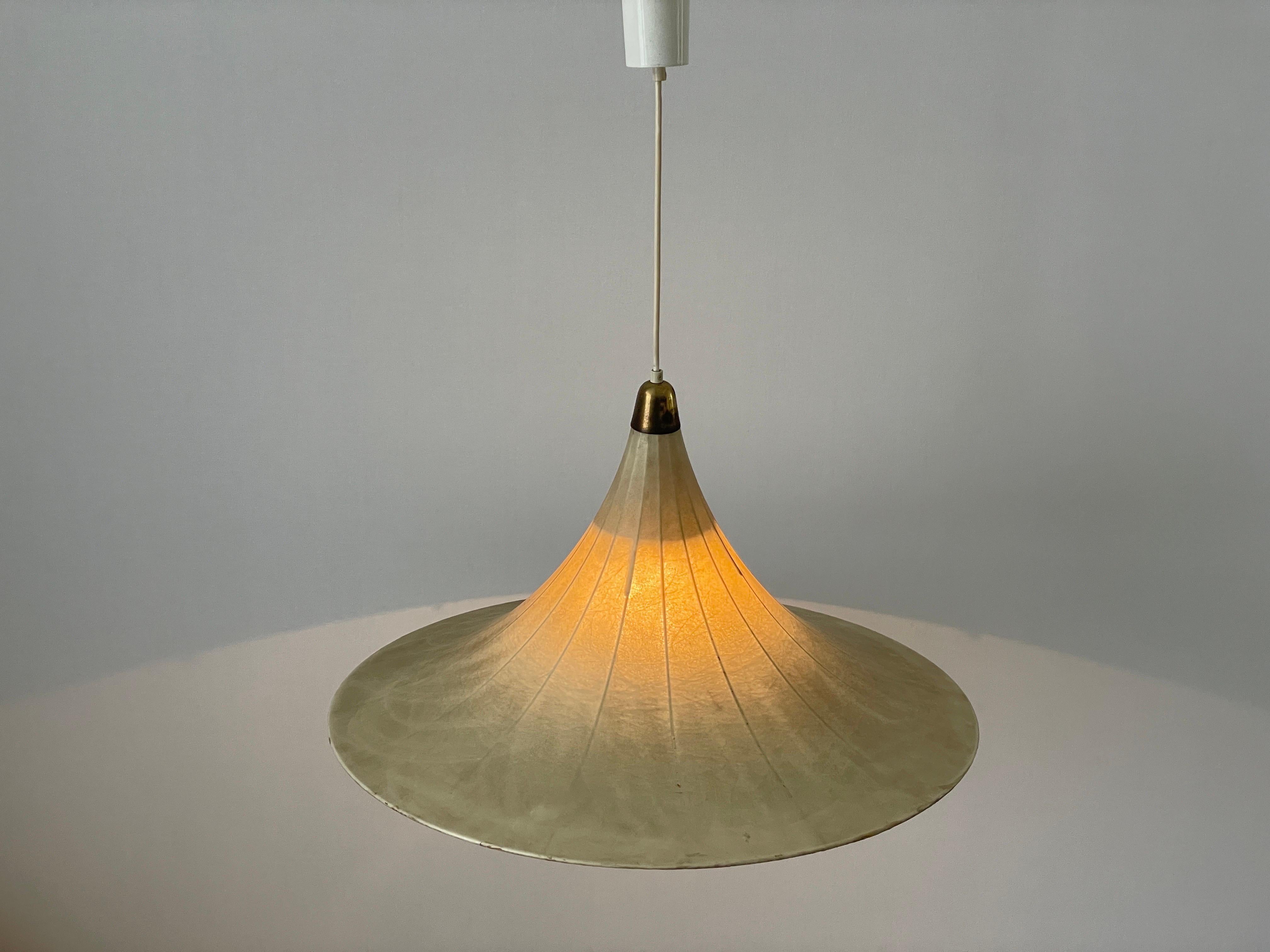 Lampada a sospensione a bozzolo grande di Trumpet Design, anni '60, Italia in vendita 6