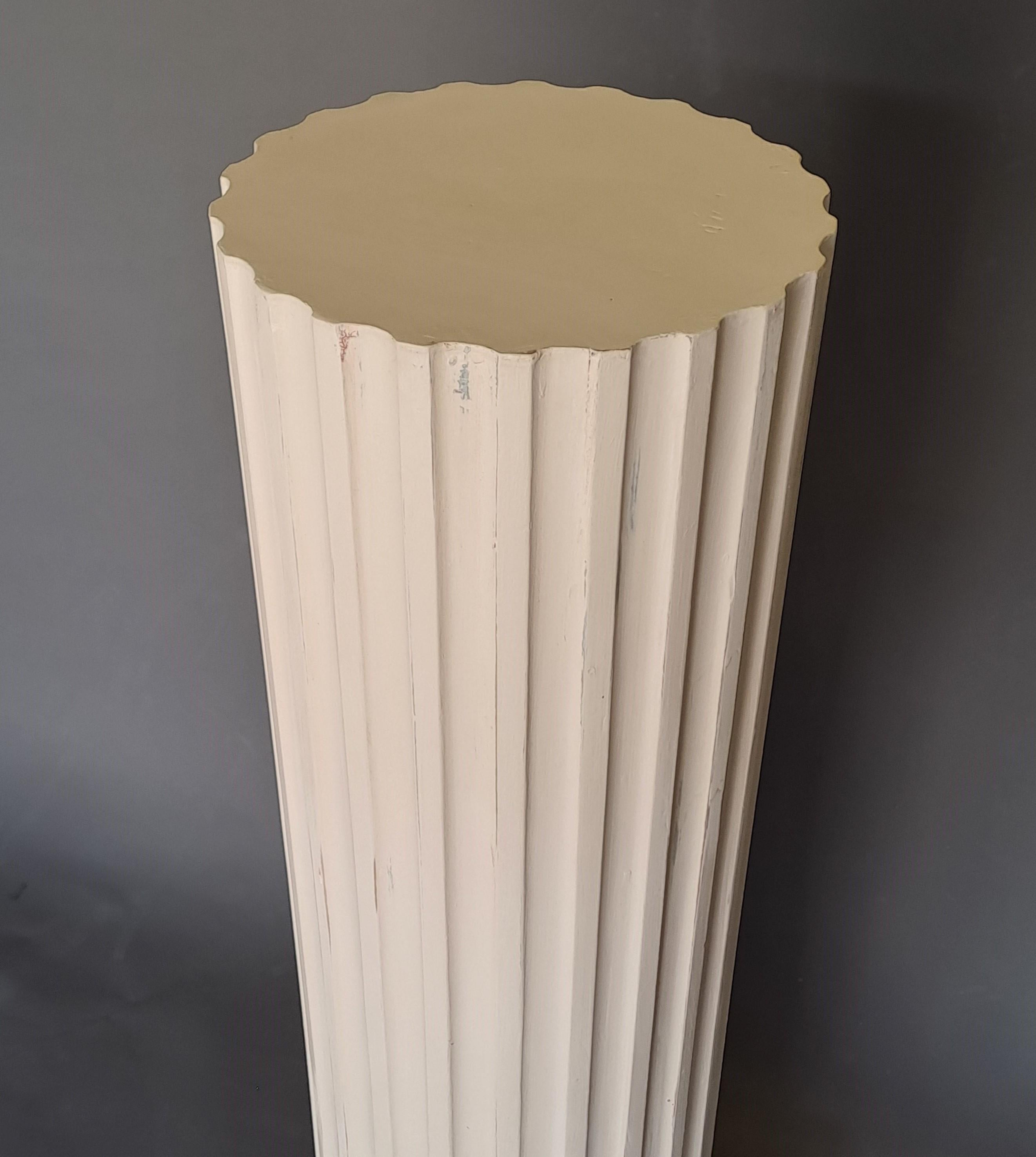 Truncated Column With Flutes In Lacquered Wood In Good Condition For Sale In BARSAC, FR