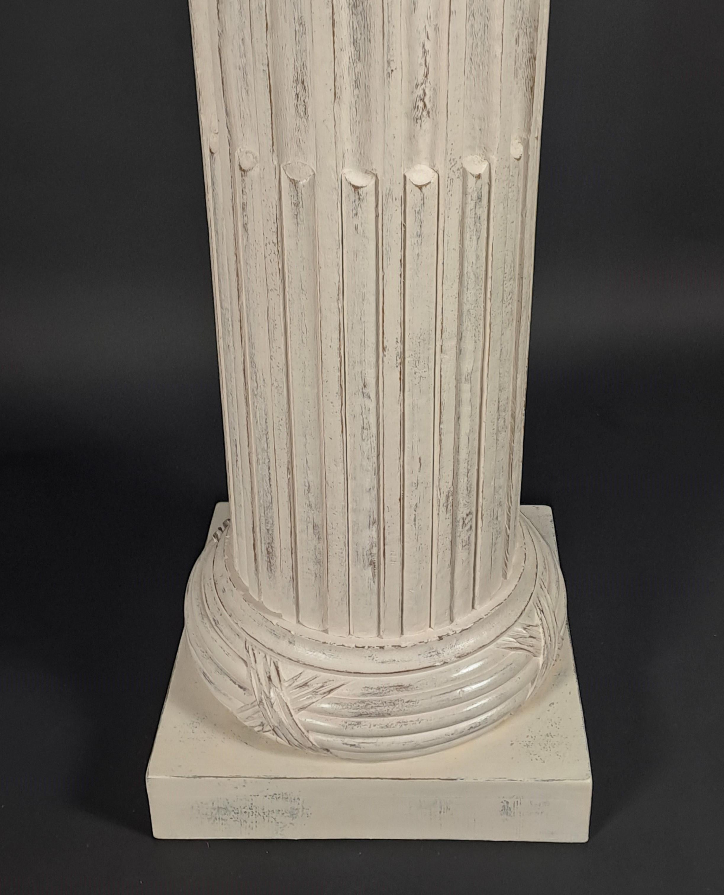 Abgeschnittene Säule im Louis-XVI-Stil mit gerippter Kannelierung (Holz) im Angebot