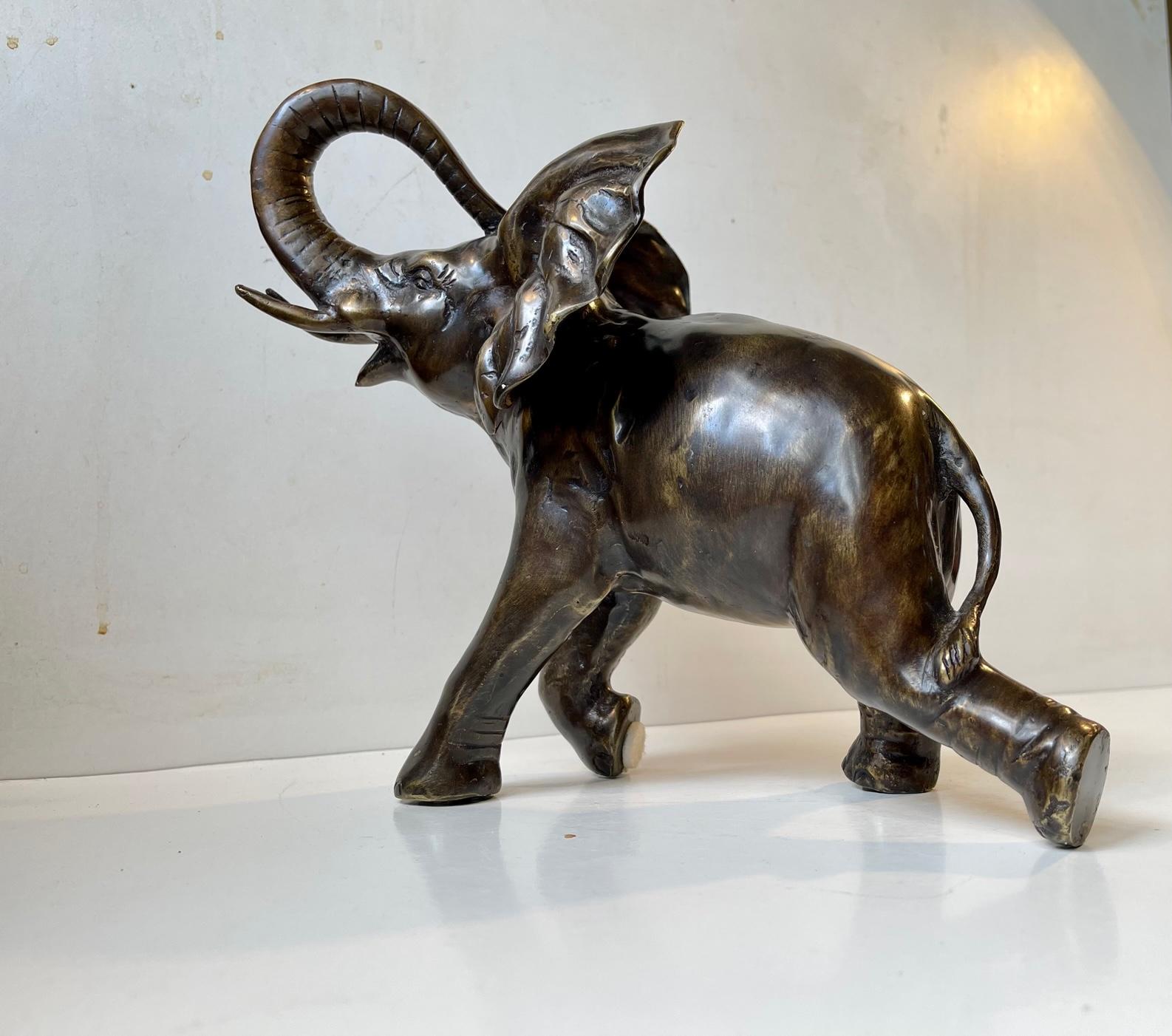 Trunk Up - Vintage Elephant Sculpture in Bronze 3