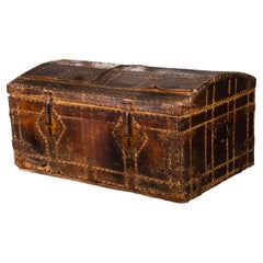 Baule. Wood, pelle, ferro. Spanish School, intorno al 1700.
