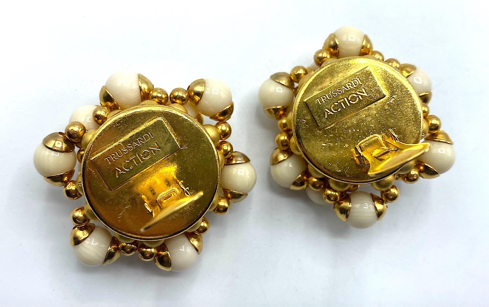 Trussardi Large Ivory and Gold Bead Cluster Earrings In Good Condition In New York, NY