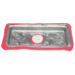 Vassoio rettangolare grande Try-Tray in argento e fucsia opaco di Gaetano Pesce