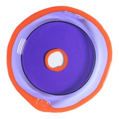 Try-Tray Vassoio rotondo medio in viola chiaro, arancione opaco di Gaetano Pesce