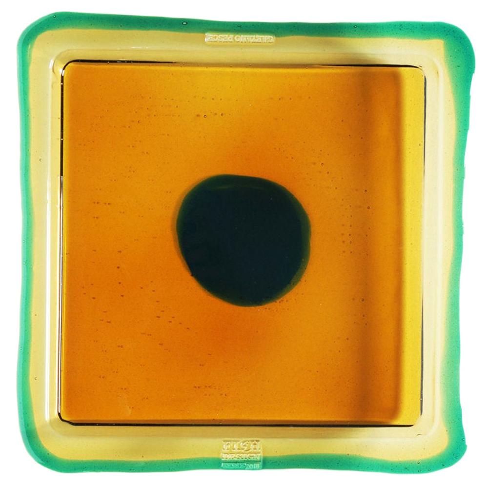 Mittelgroßes, quadratisches Tablett in Bernstein, Klar-Smaragdgrün von Gaetano Pesce