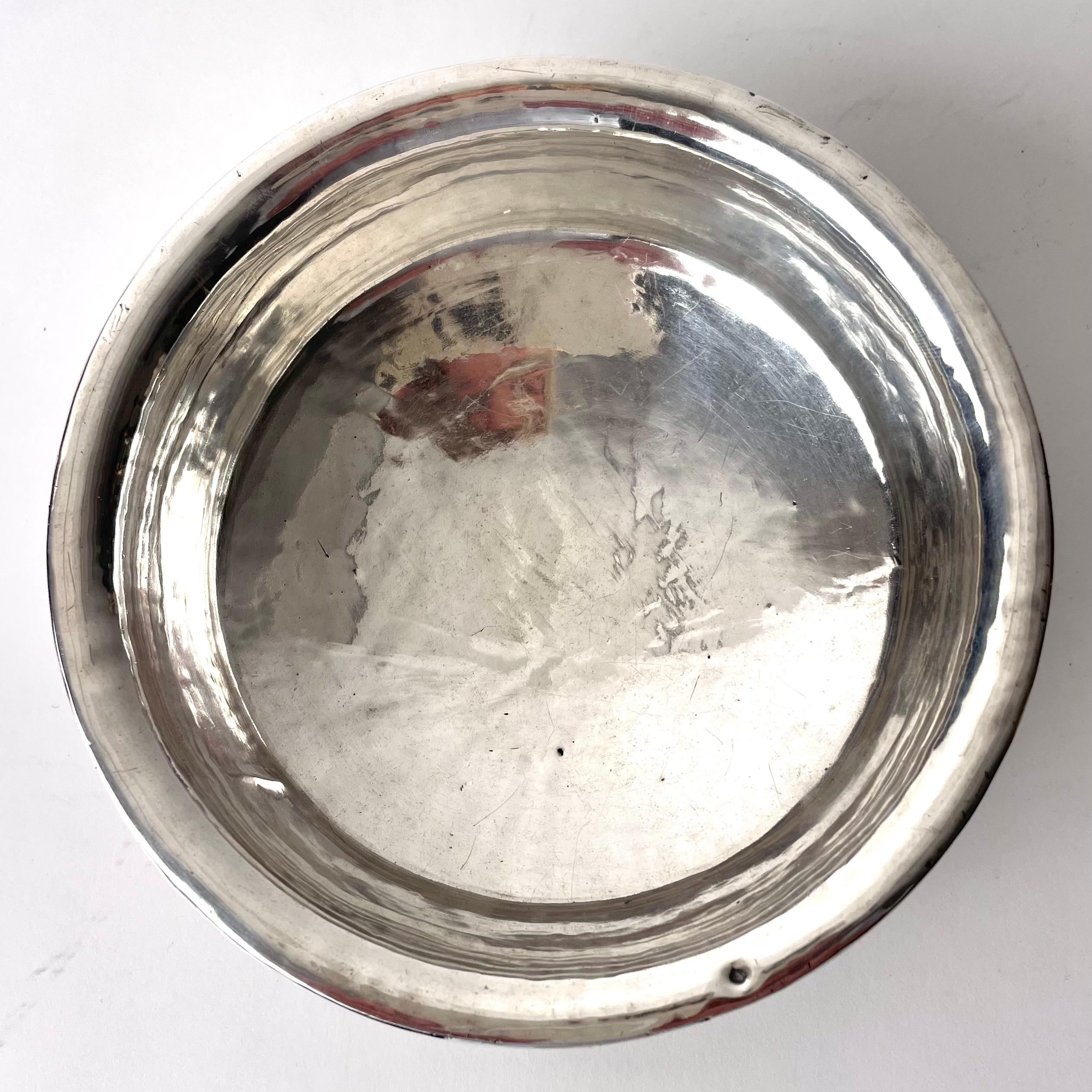 19th Century Tsampa Jha Phor Bowl in Silver and Burl Wood, Tibetan Himalayan 19th century