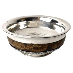 Tsampa Jha Phor Bowl in Silver and Burl Wood, Tibetan Himalayan 19th century