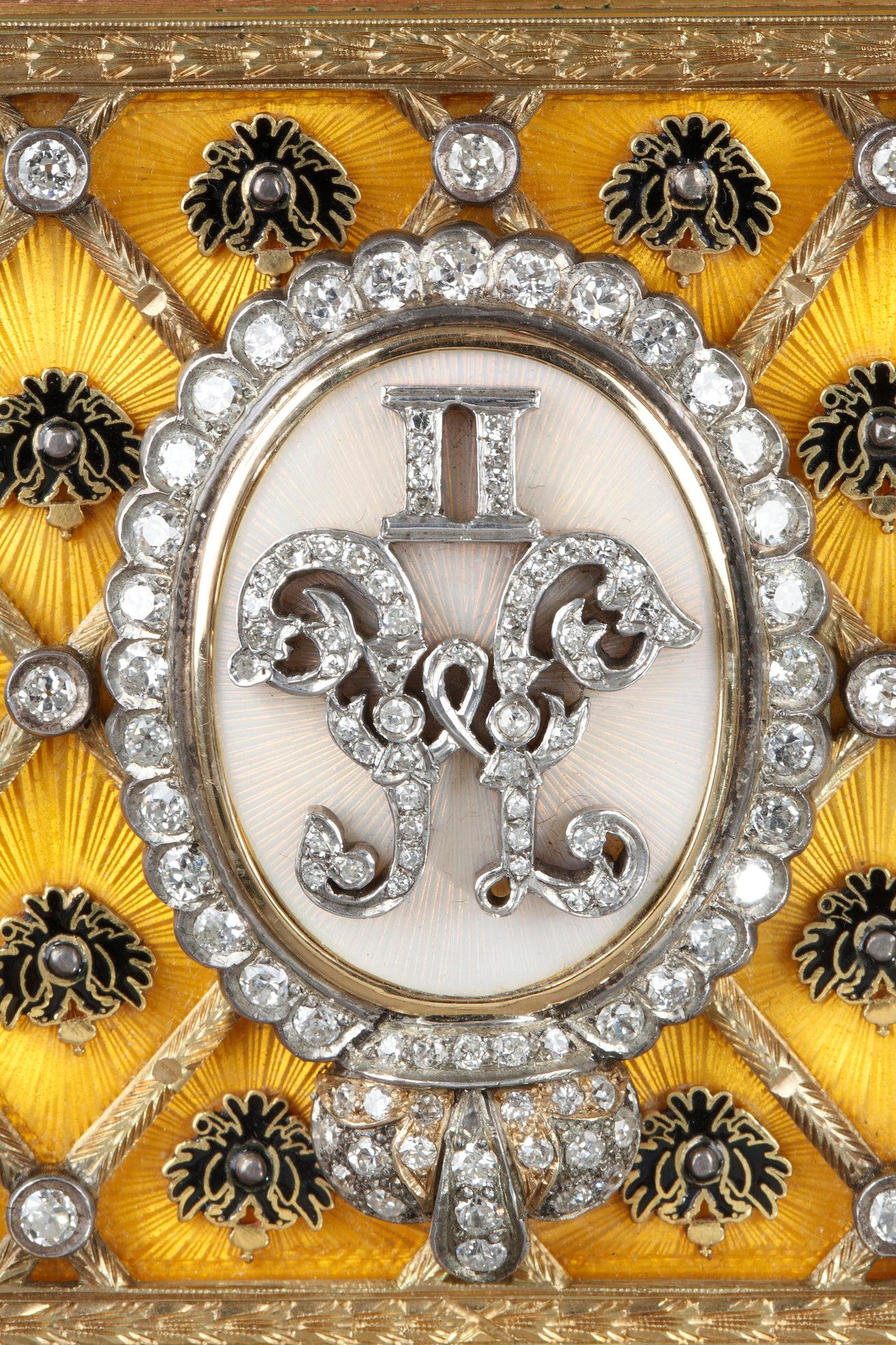 Gold Tsar Nicholas II coronation snuff box. In homage to FABERGE. Early 20th century.