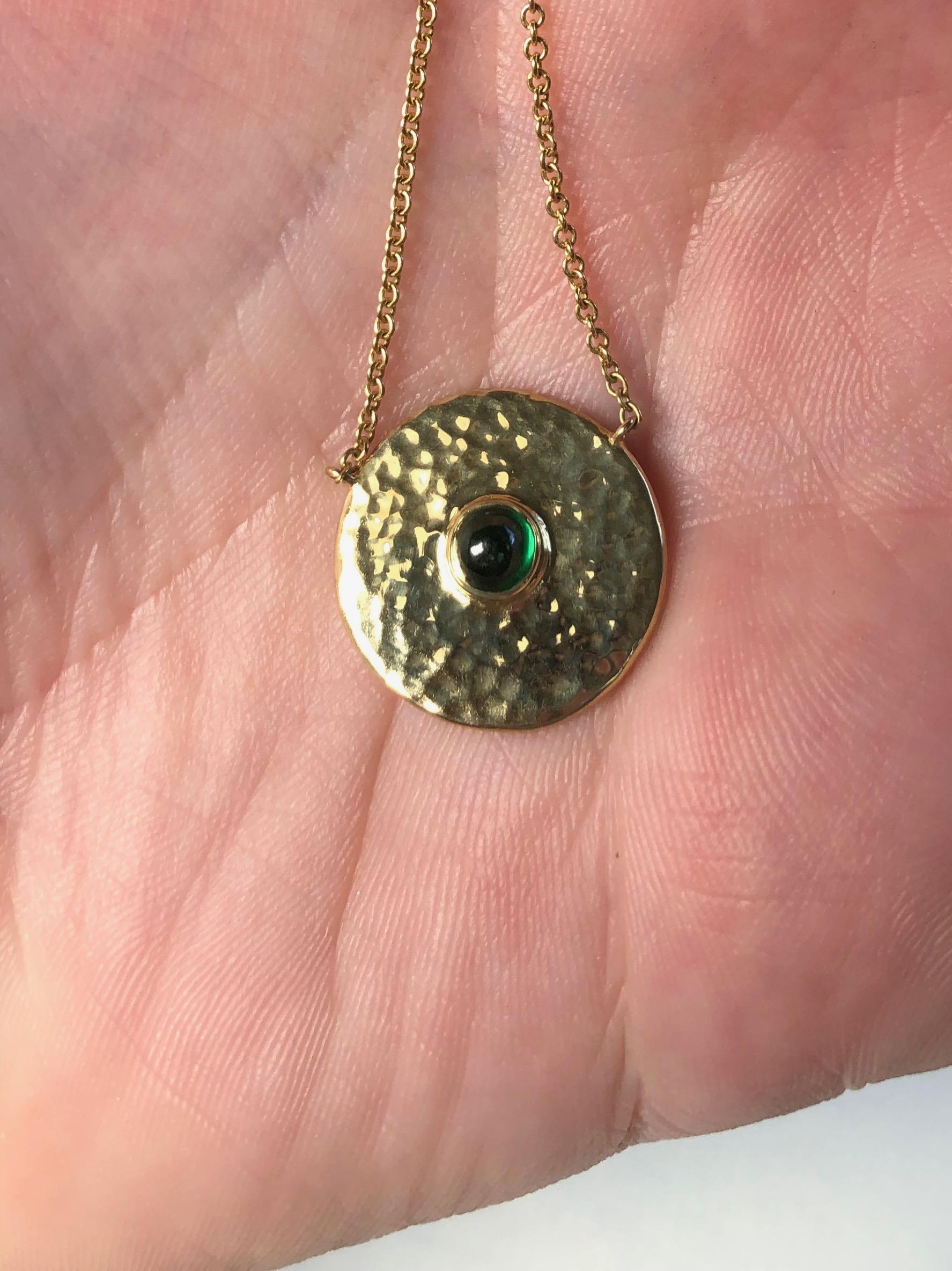 Tsavorite and 18 Karat Gold Pendant Necklace In New Condition For Sale In Berkeley, CA