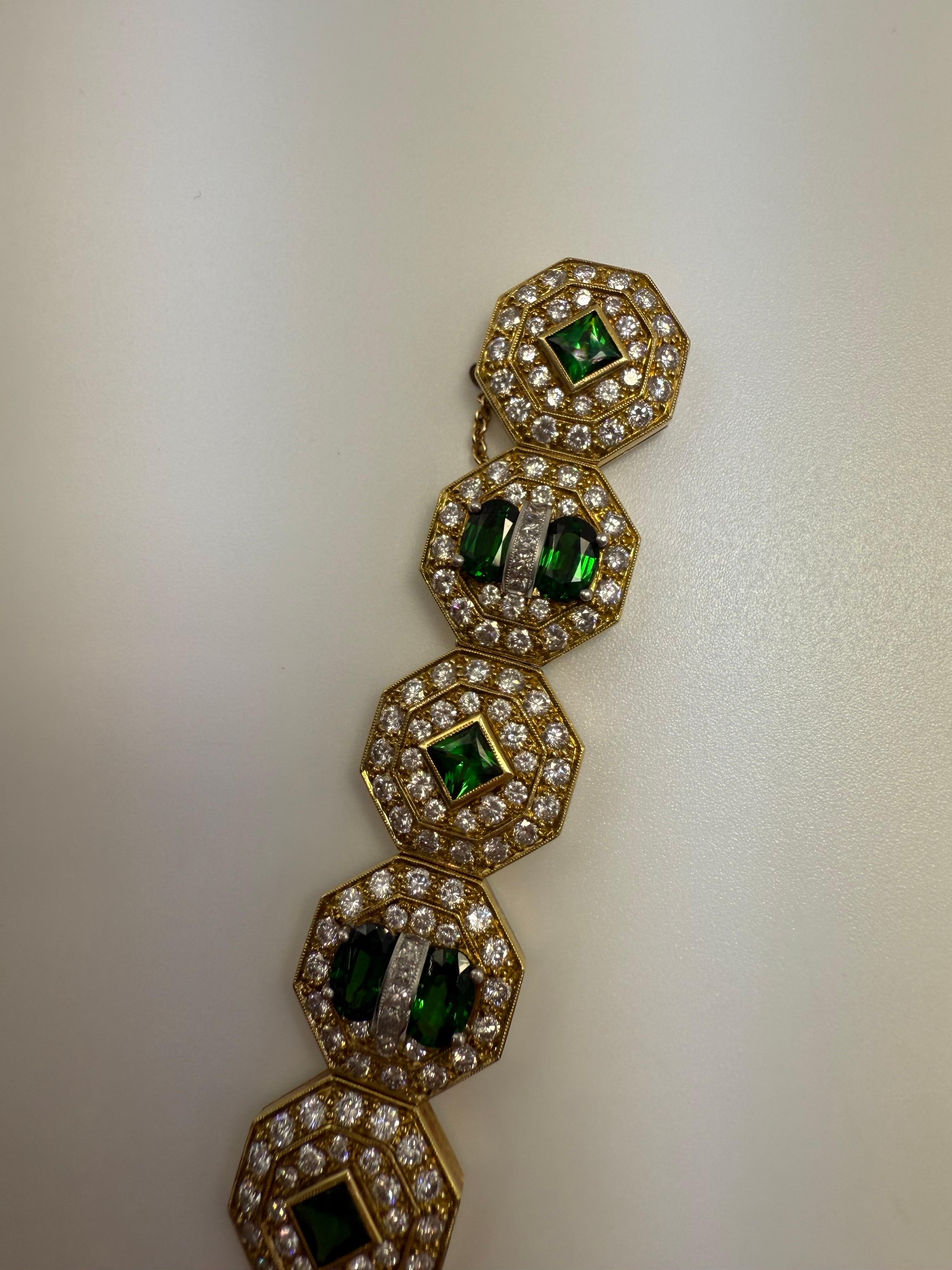 Pulsera Tsavorita y Diamantes Oro 18KT en venta 5