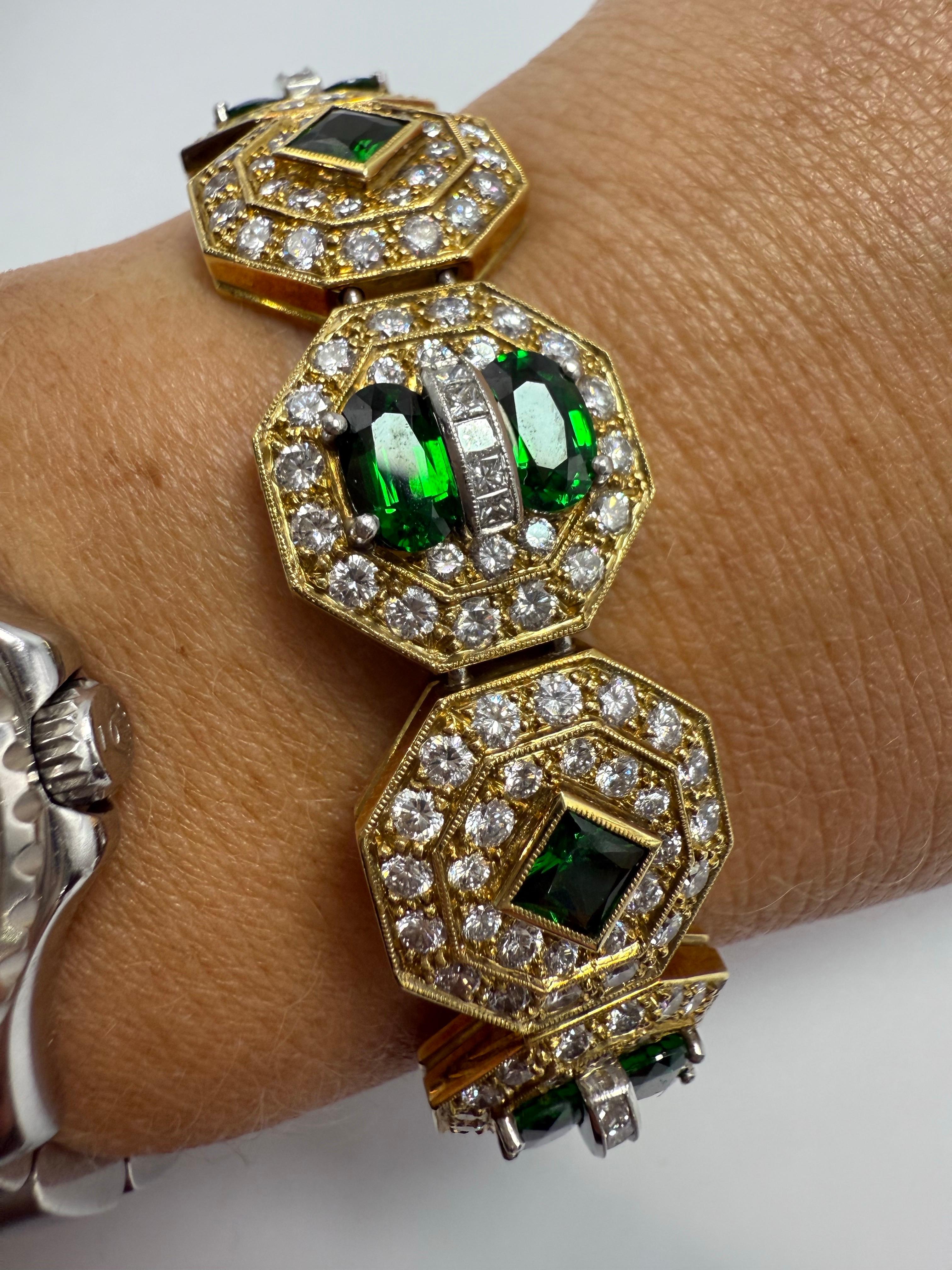 Pulsera Tsavorita y Diamantes Oro 18KT en venta 1