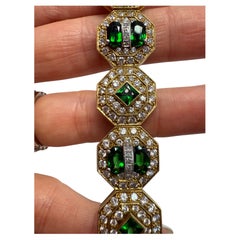Tsavorite and Diamond bracelet 18KT gold